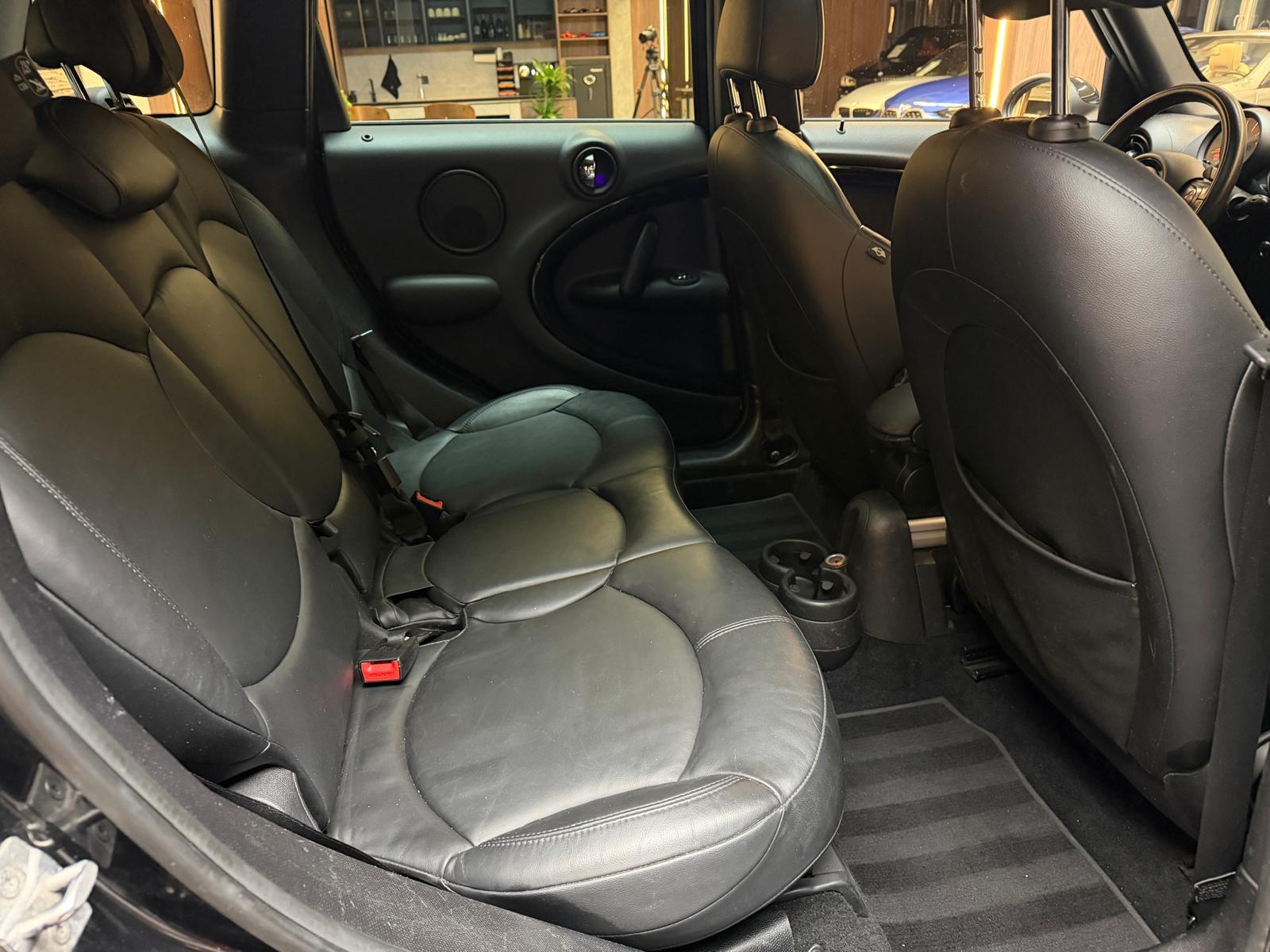 MINI Countryman R60 2.0 SD Cooper ALL4-image-14