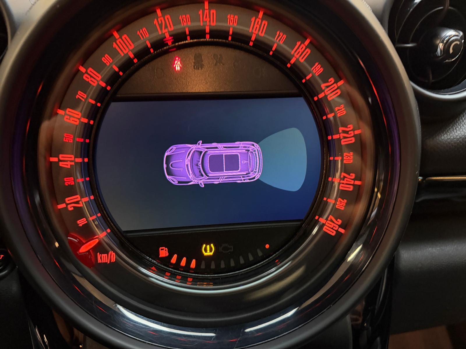 MINI Countryman R60 2.0 SD Cooper ALL4-image-20