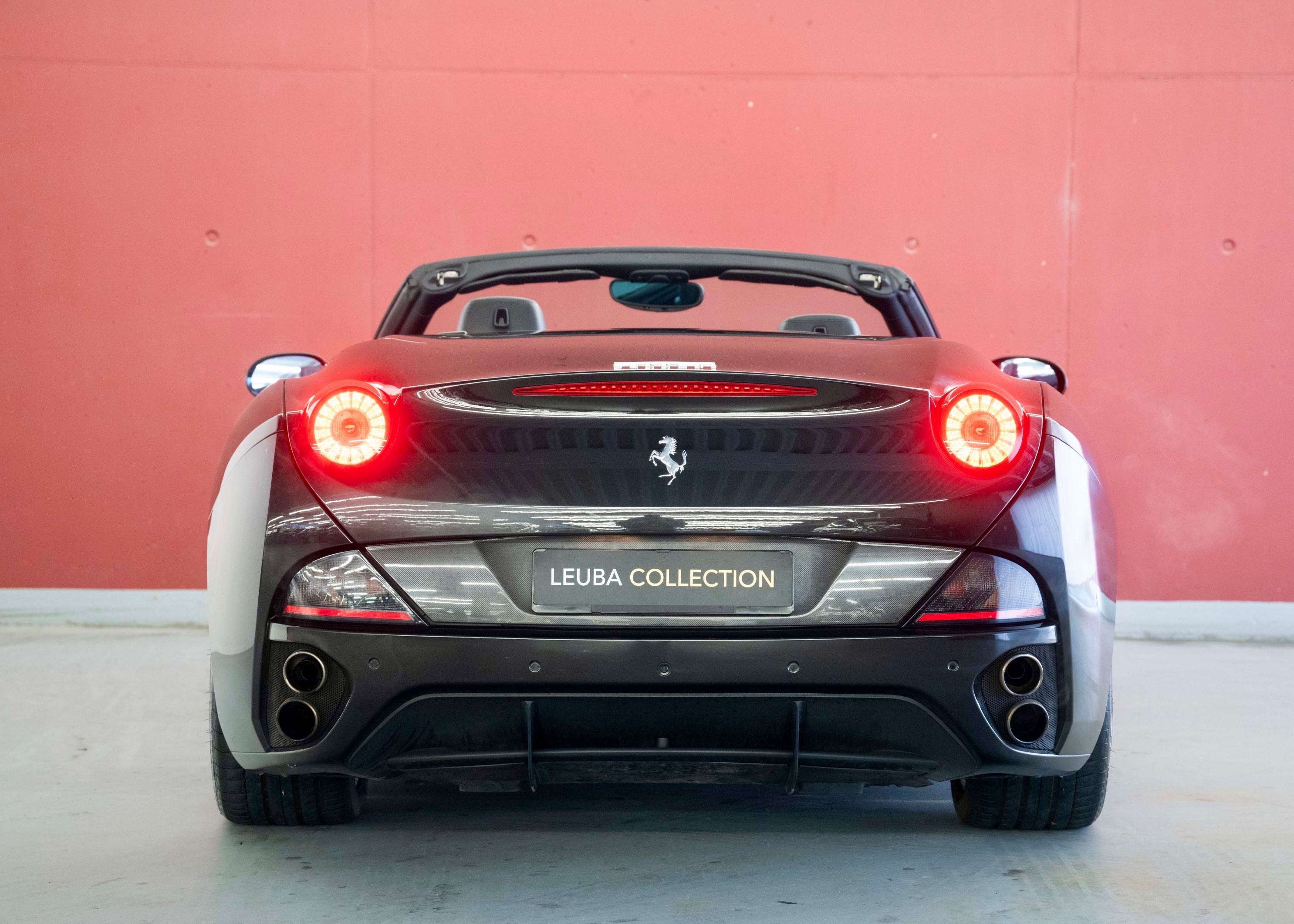 Image FERRARI CALIFORNIA California 4.3 V8 (2nd hand, Swiss model, 100% original, full Ferrari service history)