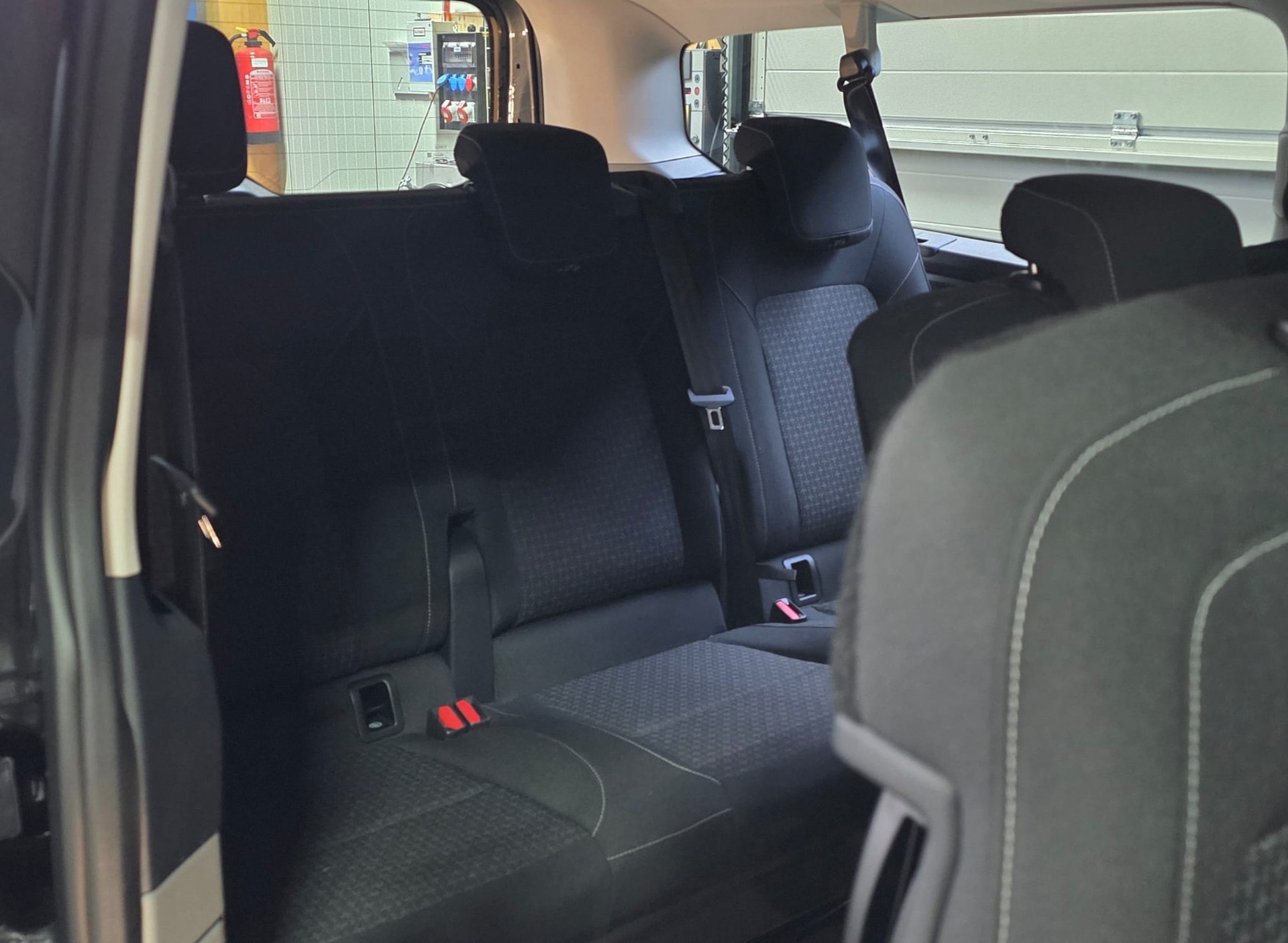 FORD Tourneo Bus 320 L2H1 TitaniumX Automat *LaneAssist*Sitzheizung*Lenkradheizung*Rückfahrkamera*-image-28