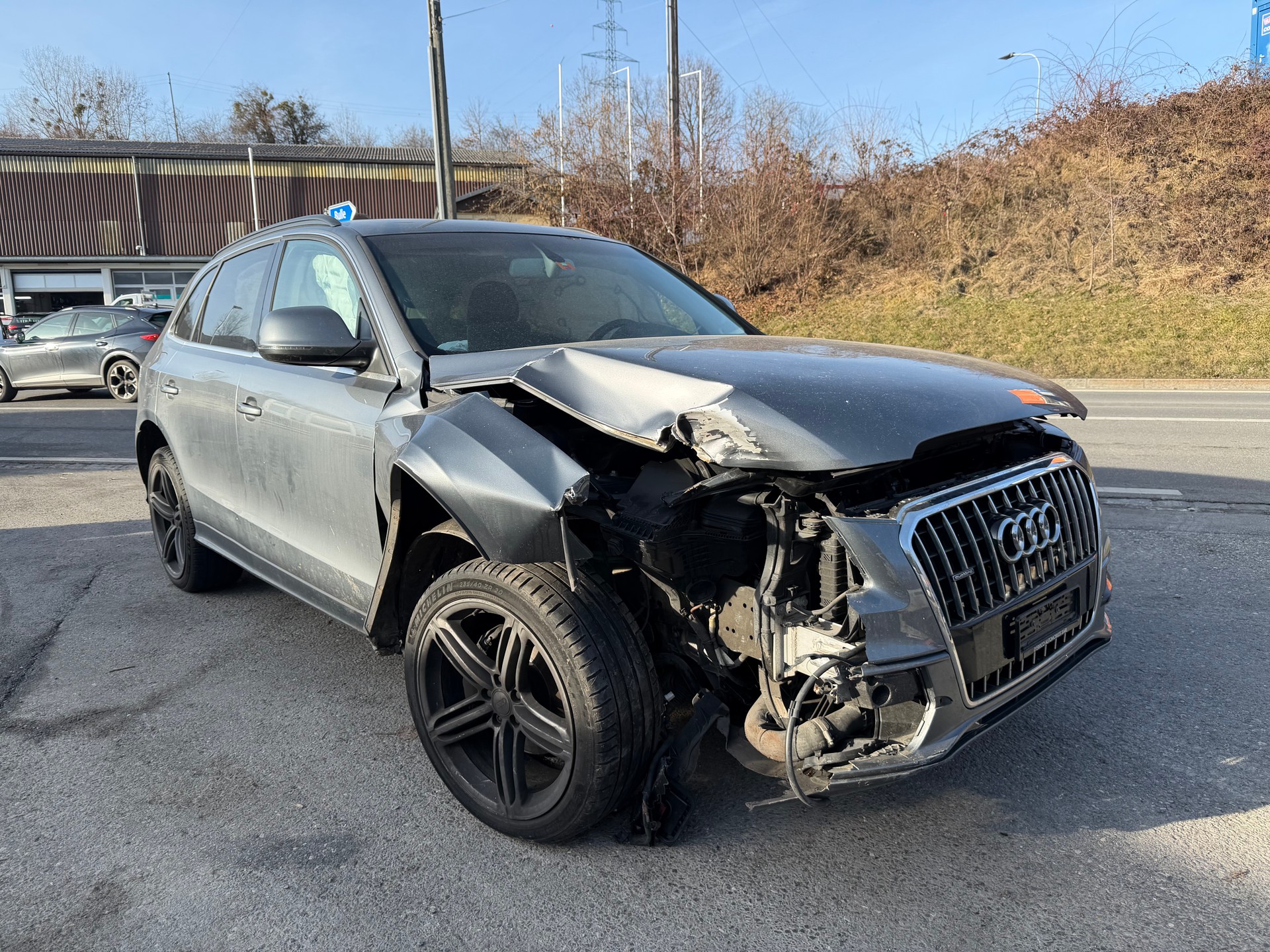 AUDI Q5 2.0 TFSI quattro tiptronic-image-0