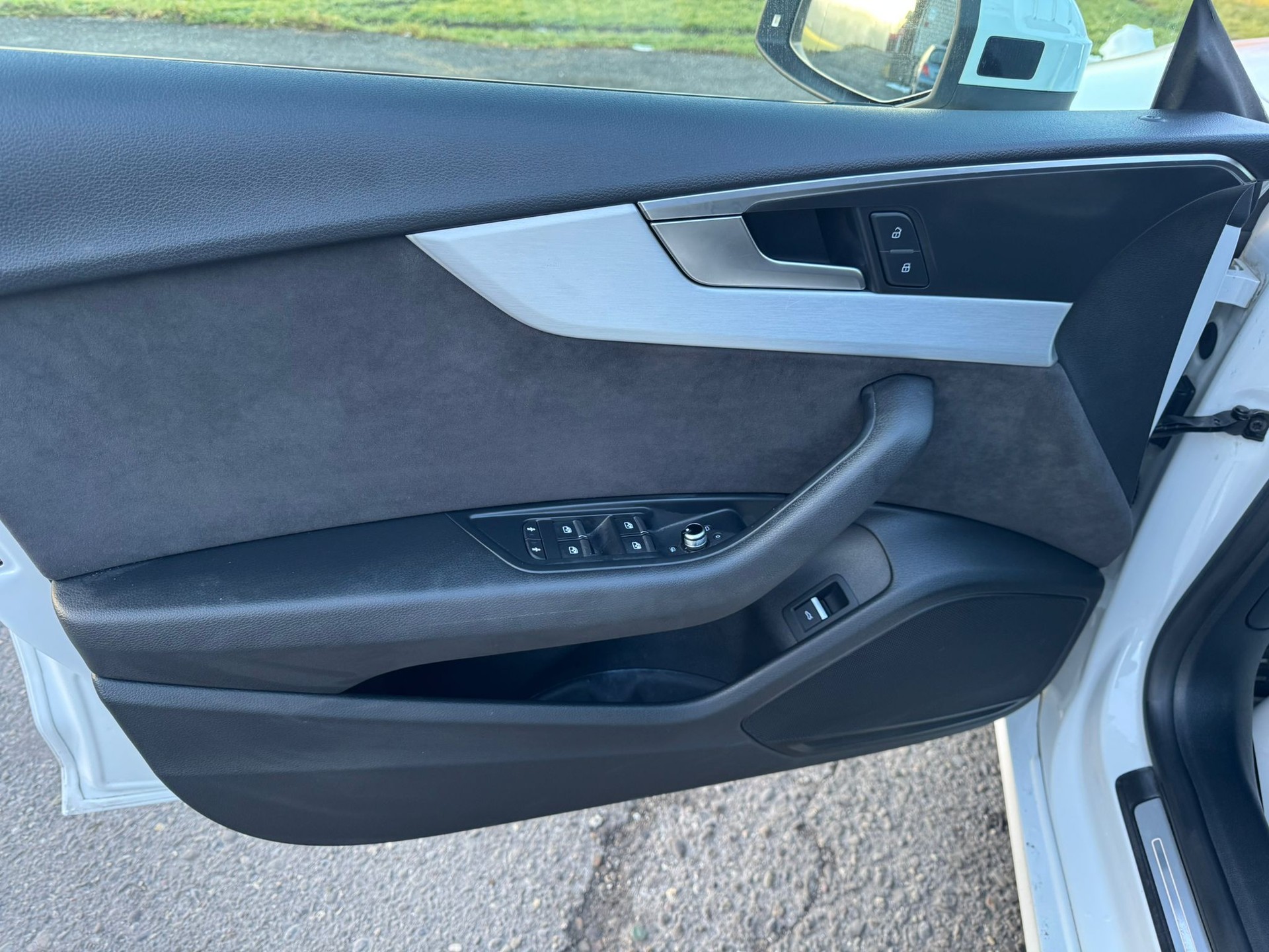 AUDI A5 Sportback 35 TDI S-Line Design S-tronic-image-15