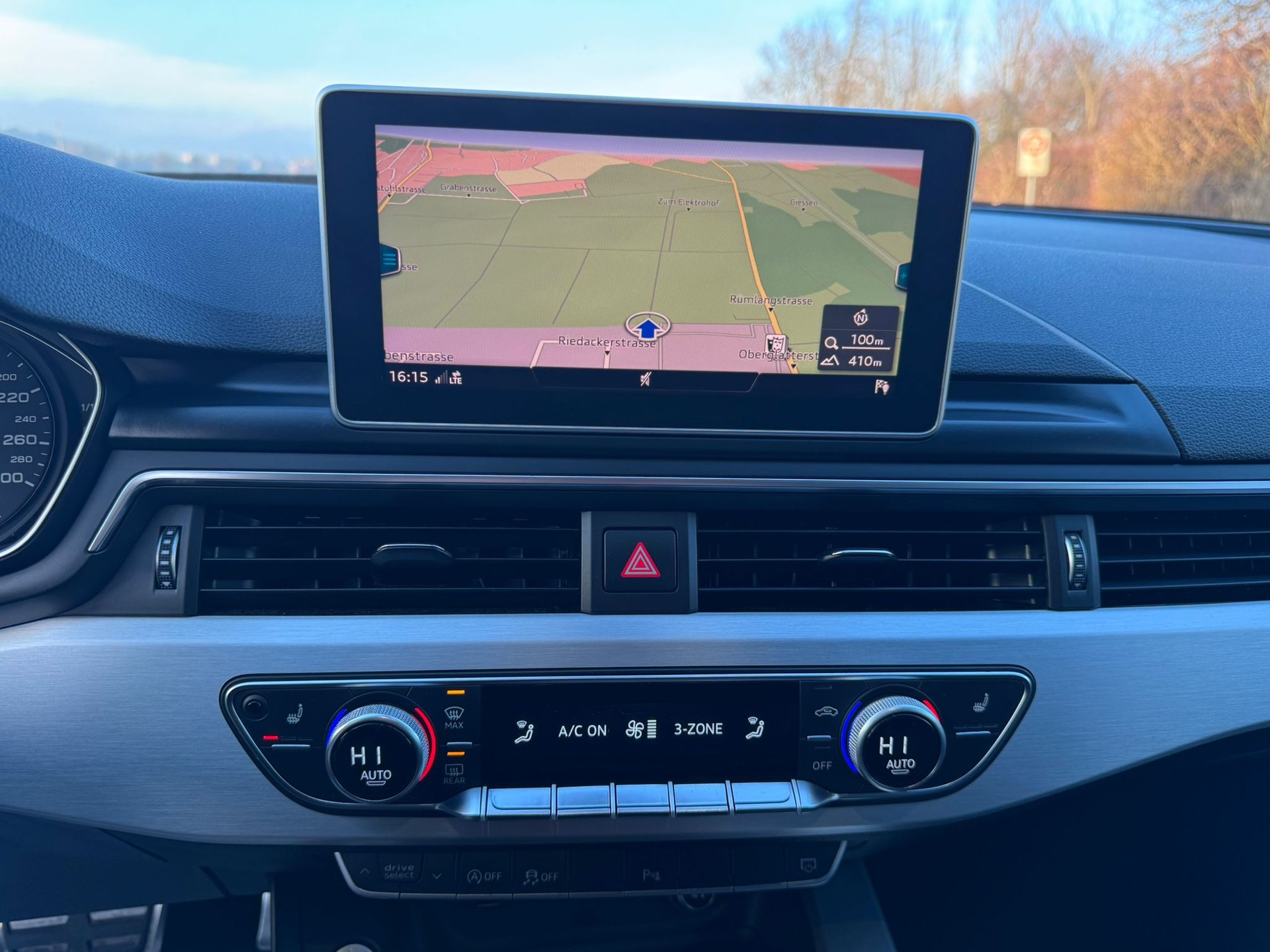 AUDI A5 Sportback 35 TDI S-Line Design S-tronic-image-25