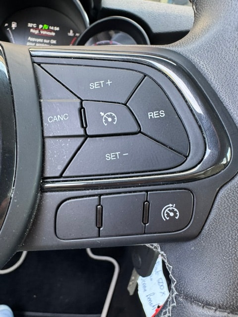 FIAT 500X Soft Top 1.3 Yacht Club Capri-image-18
