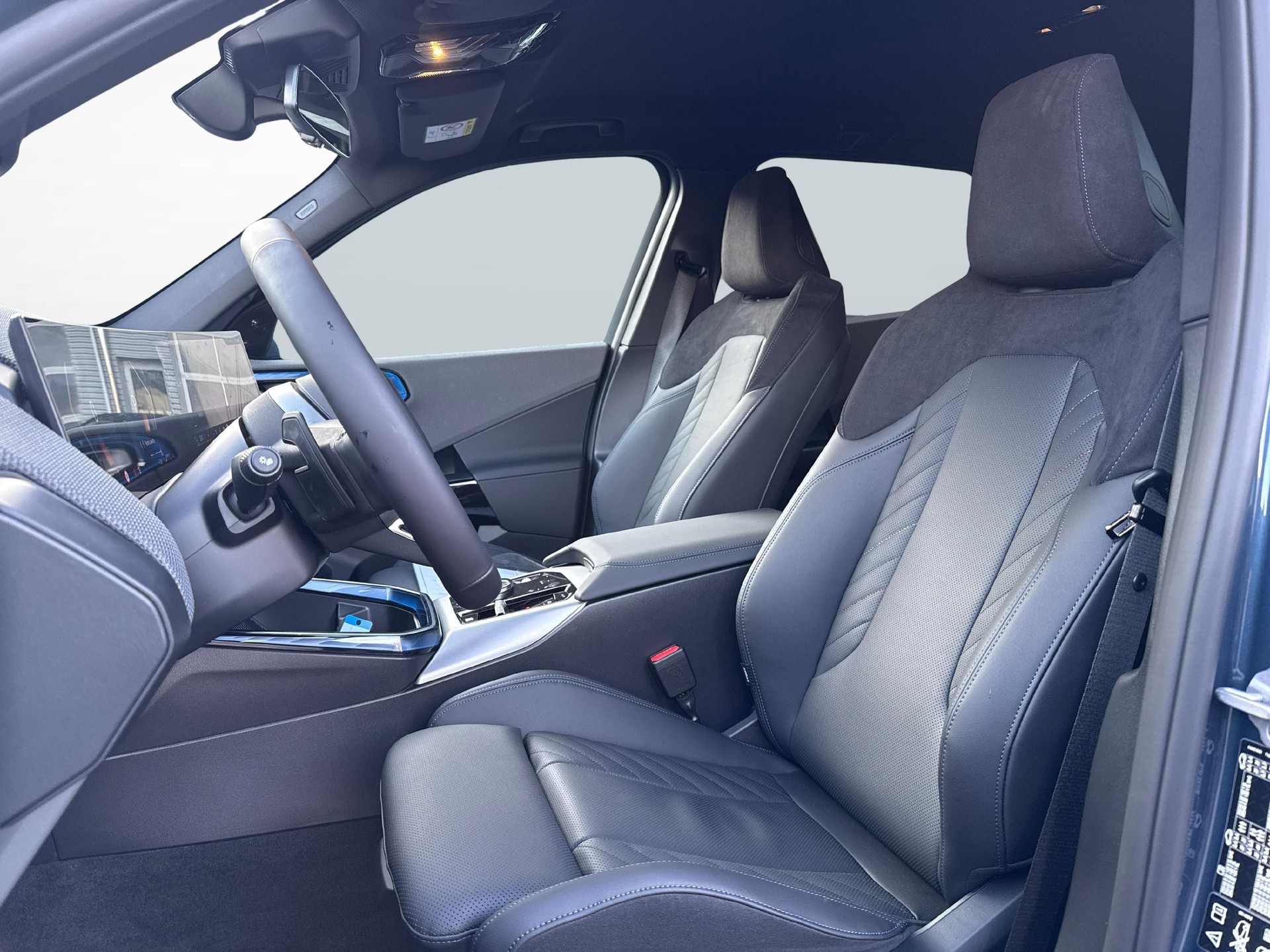 BMW X3 20i xDrive-image-10