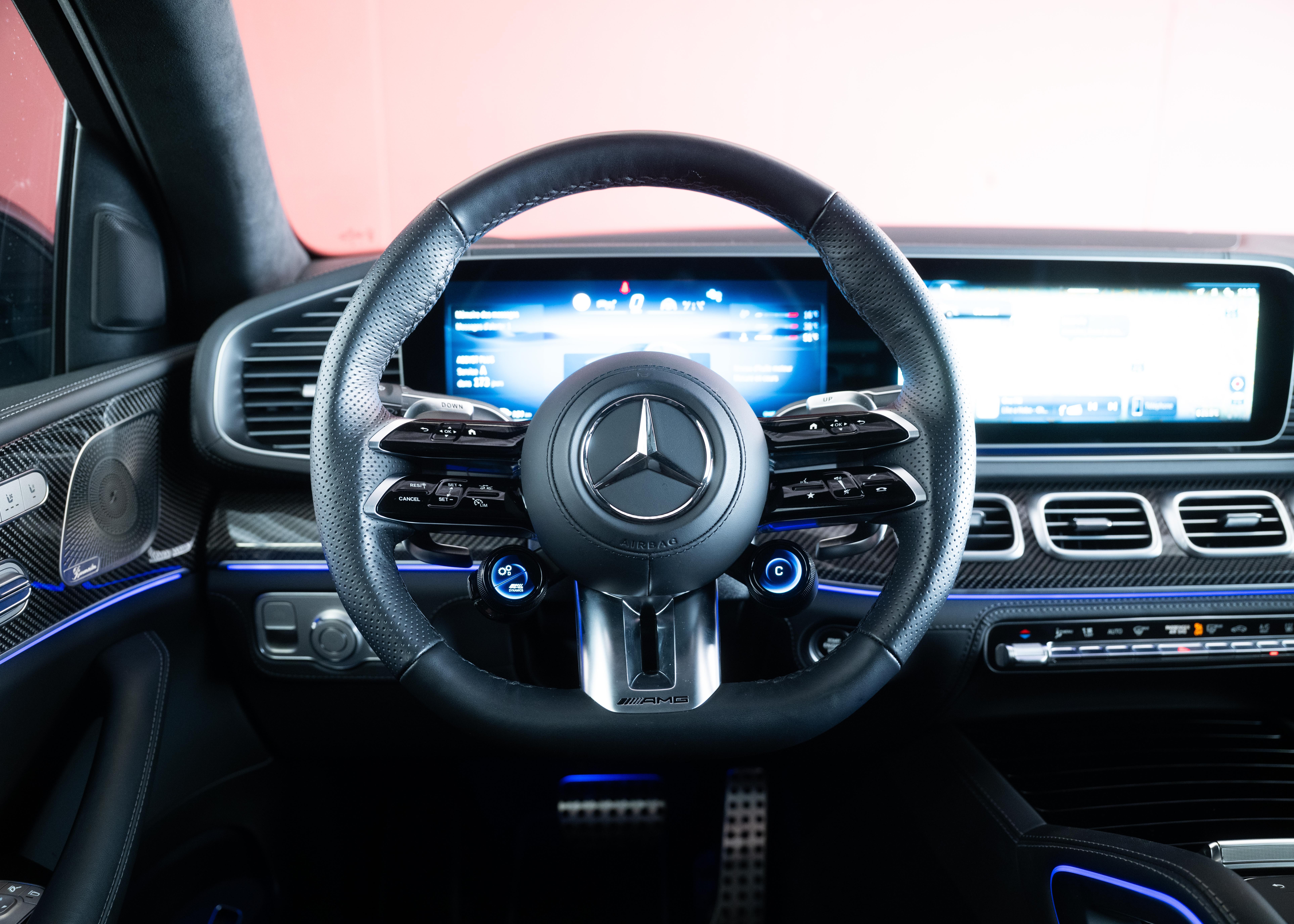 Image MERCEDES-BENZ GLE-63-AMG GLE Coupé 63 S AMG 4Matic+ (1st hand Swiss car, Manufaktur paint, ceramic brakes, like new)