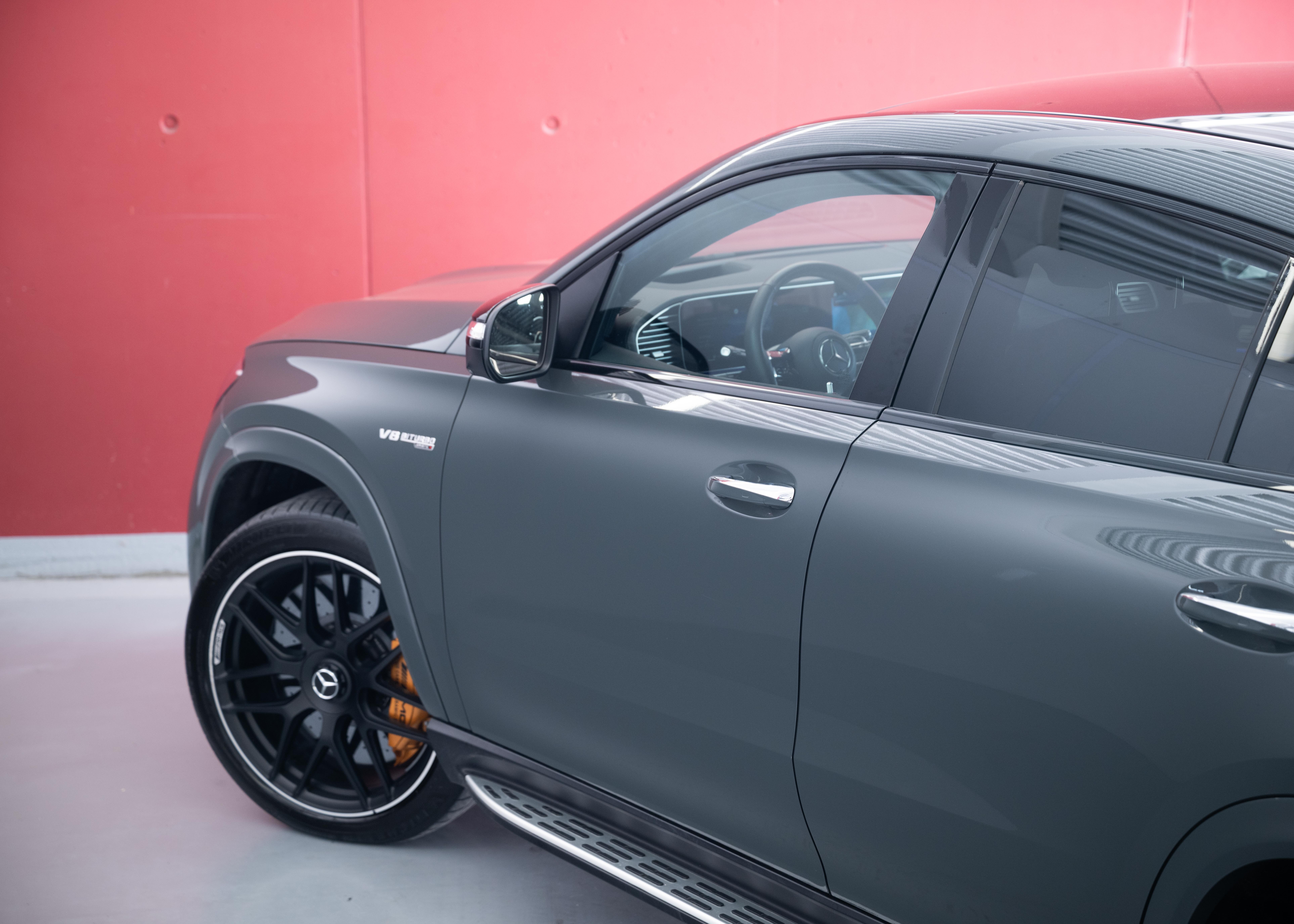 Image MERCEDES-BENZ GLE-63-AMG GLE Coupé 63 S AMG 4Matic+ (1st hand Swiss car, Manufaktur paint, ceramic brakes, like new)