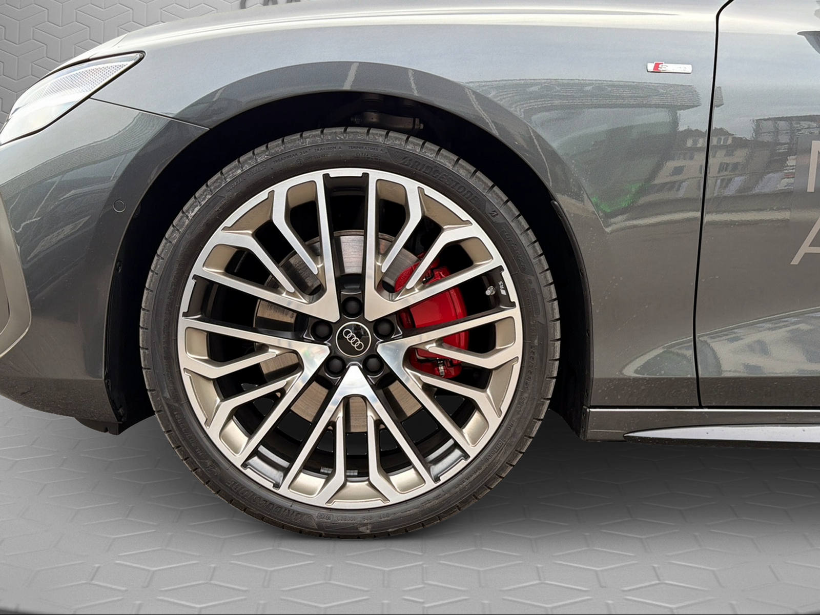 AUDI A6 Avant TFSI quattro 270 kW S tronic-image-5