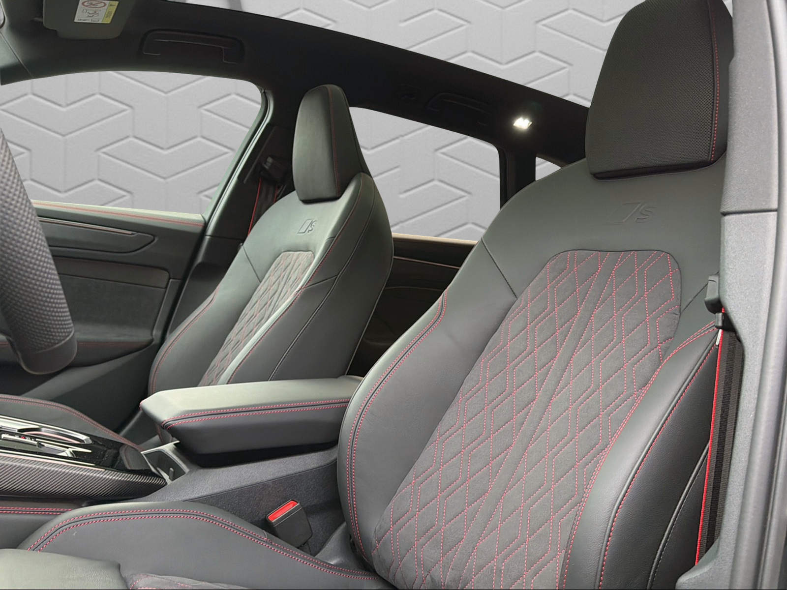 AUDI A6 Avant TFSI quattro 270 kW S tronic-image-6