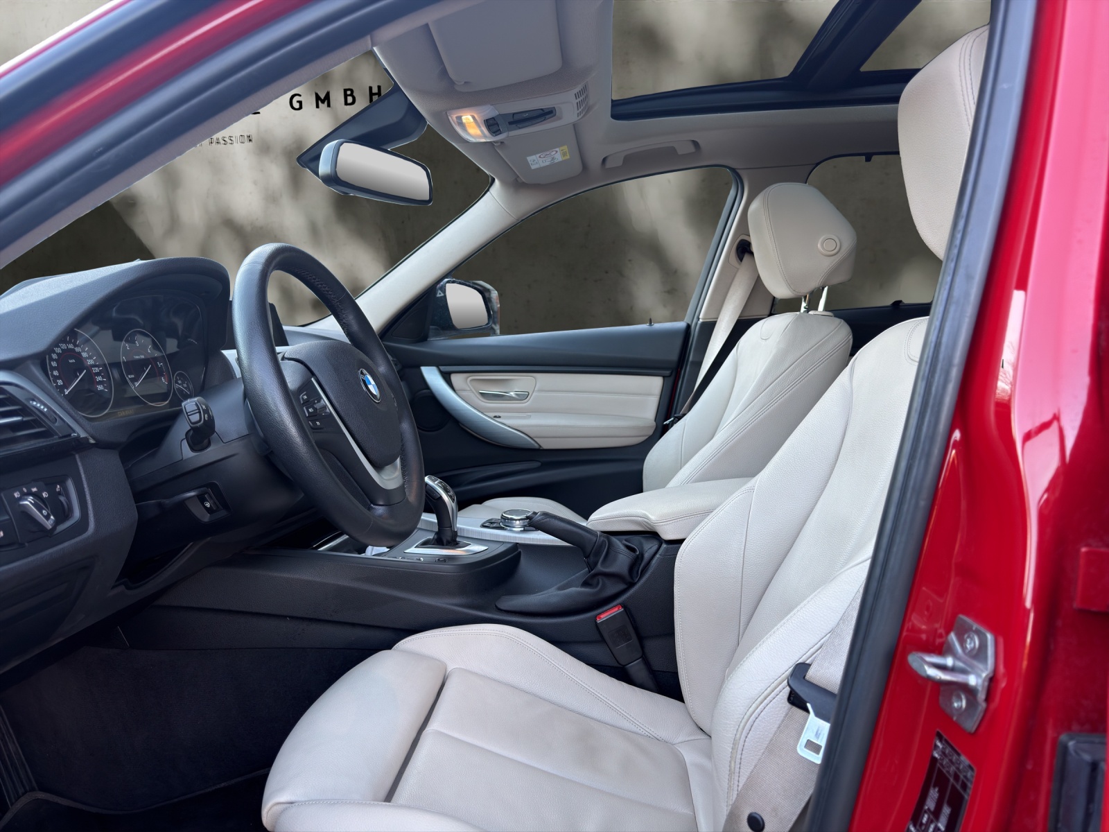 BMW 335d xDrive Touring Sport Line Steptronic-image-9