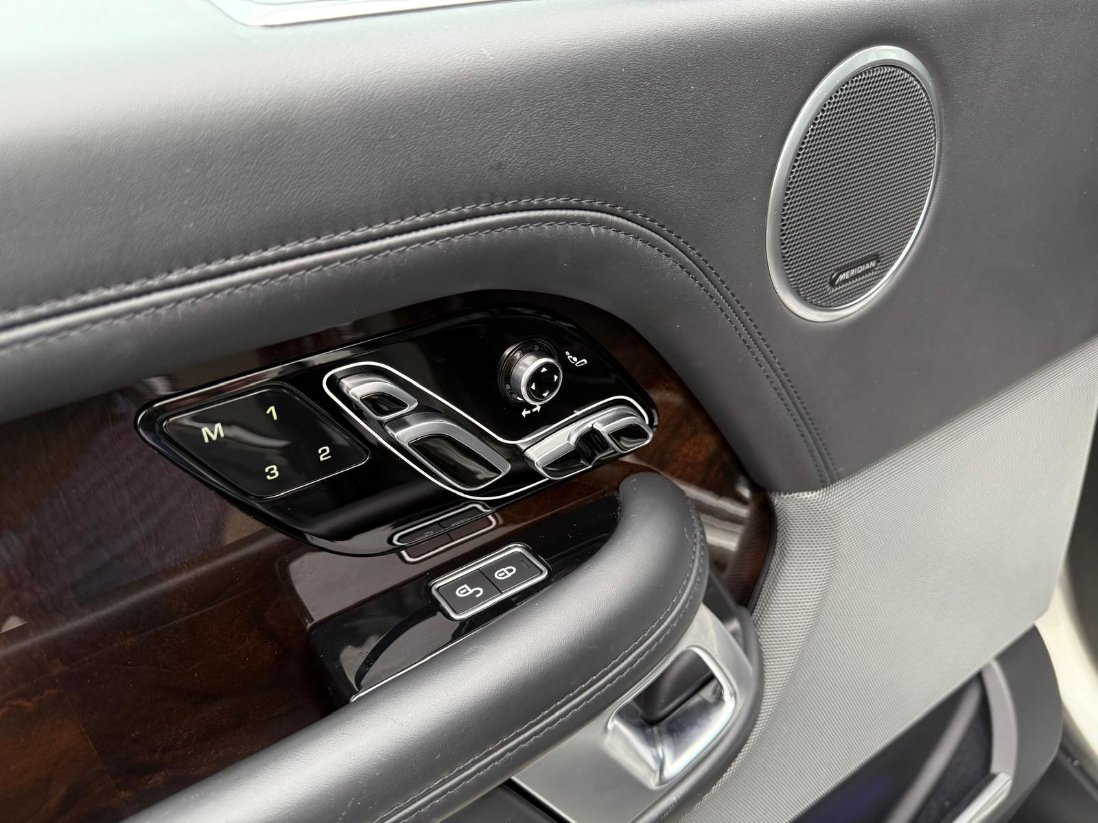 LAND ROVER Range Rover 3.0 TDV6 Autobiography-image-20