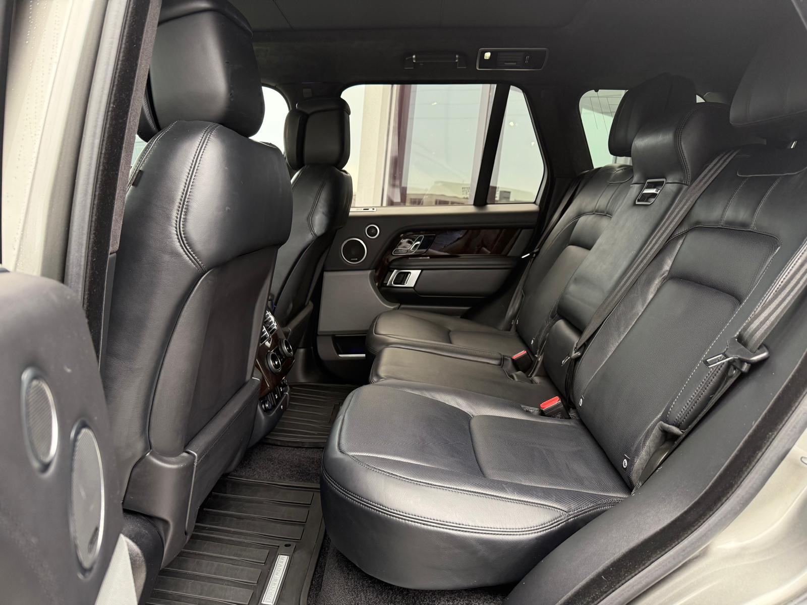 LAND ROVER Range Rover 3.0 TDV6 Autobiography-image-23