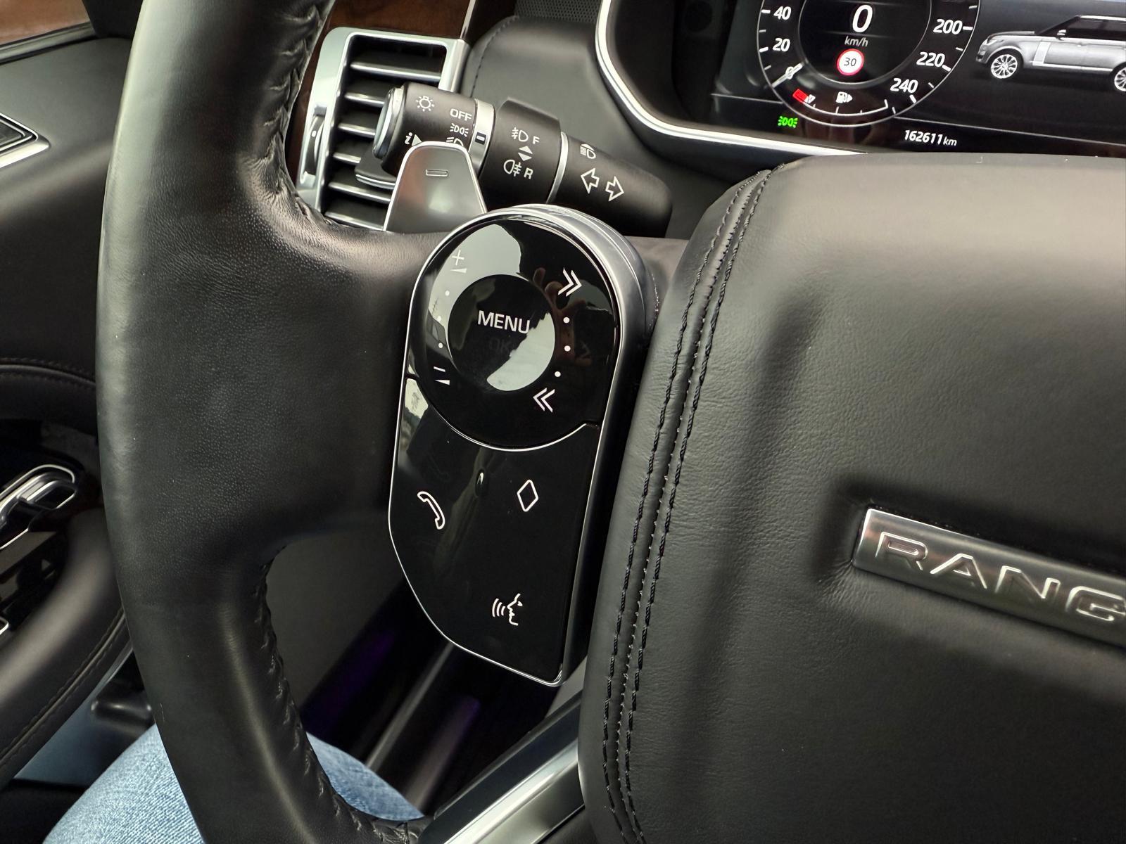LAND ROVER Range Rover 3.0 TDV6 Autobiography-image-18