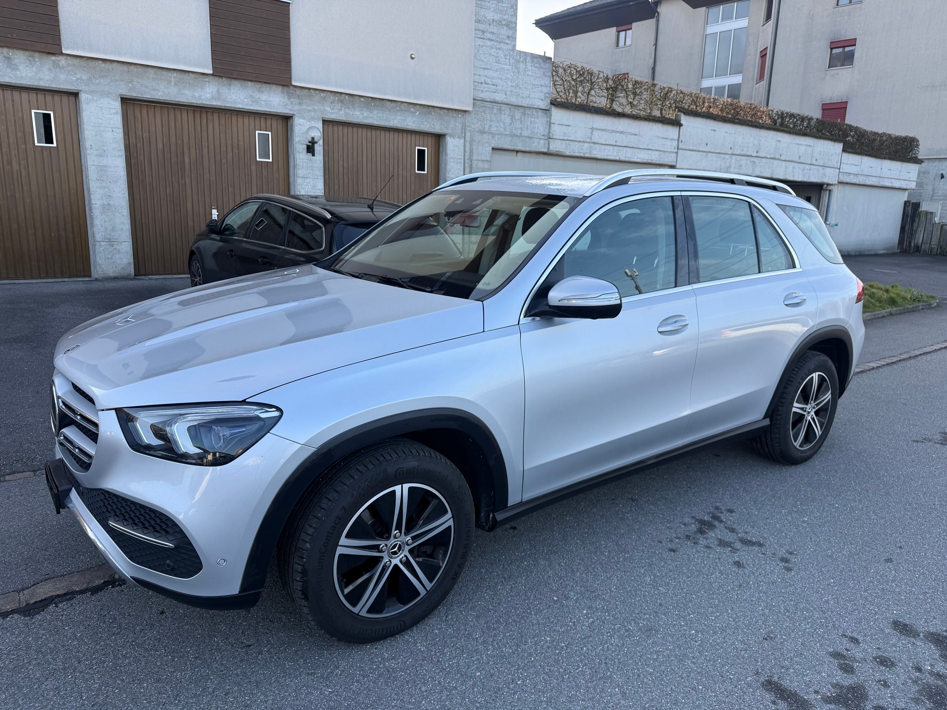 MERCEDES-BENZ GLE 350 d 4Matic 9G-Tronic-image-2