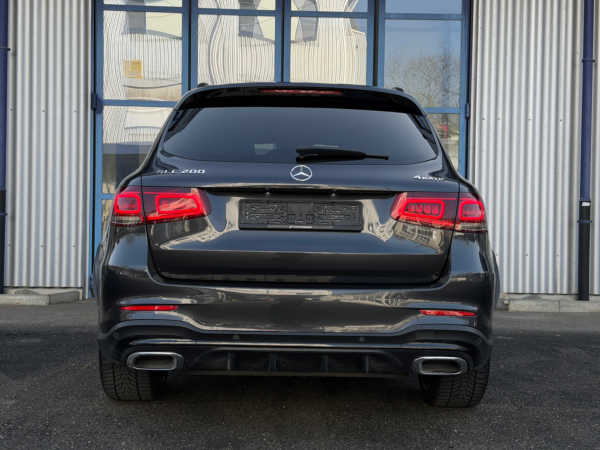 MERCEDES-BENZ GLC 200 AMG Line 4Matic 9G-Tronic-image-6