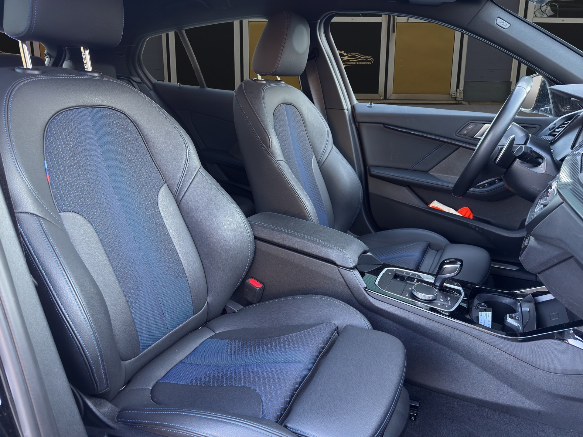 BMW 118d Steptronic Pure M Sport-image-9