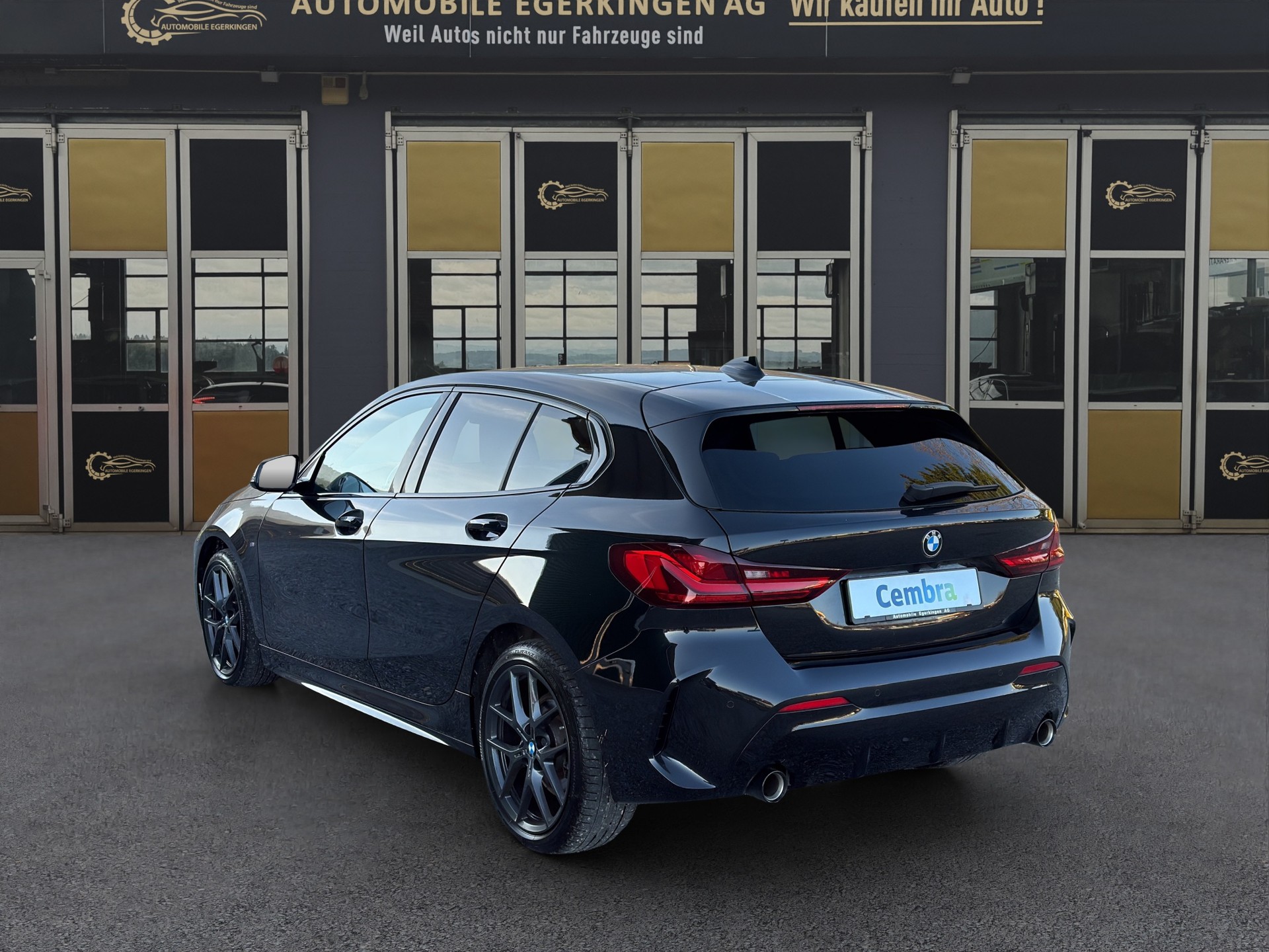 BMW 118d Steptronic Pure M Sport-image-6
