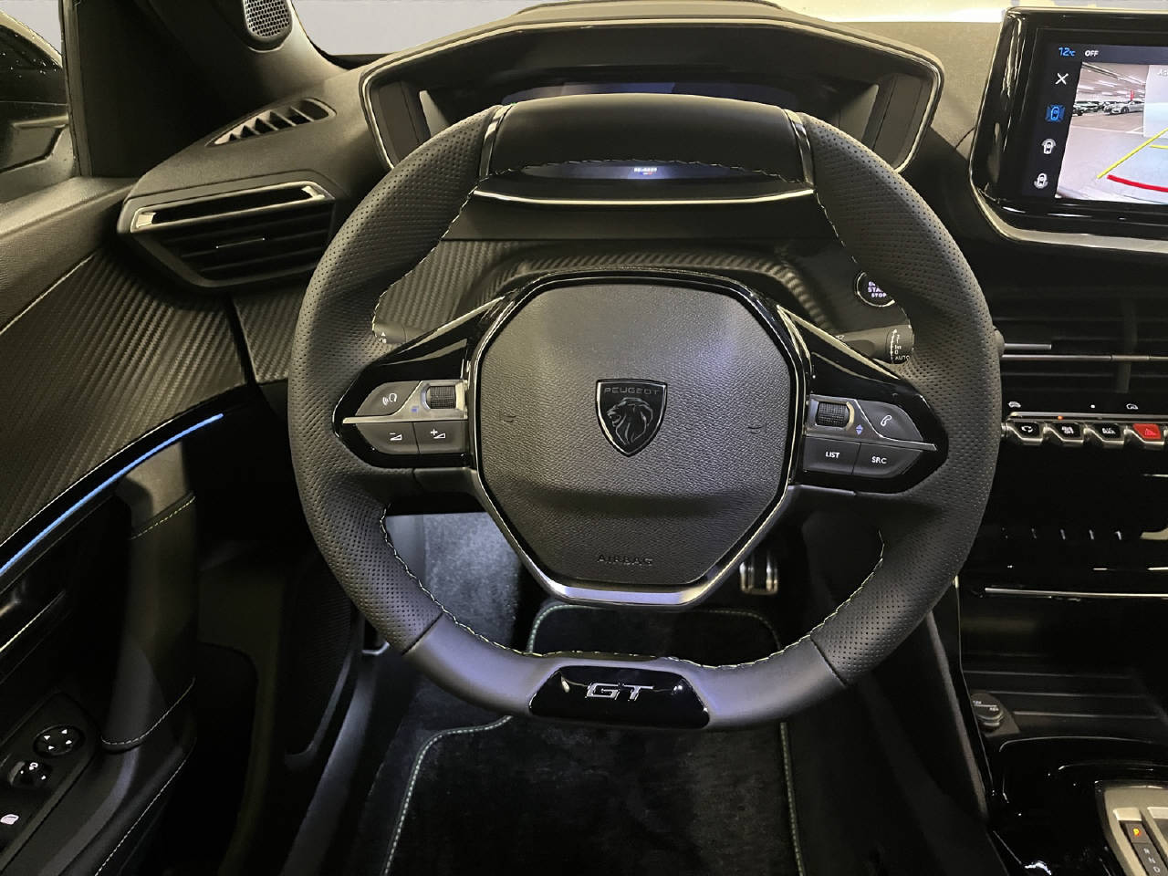 PEUGEOT 2008 1.2 Hybrid 145 GT-image-6