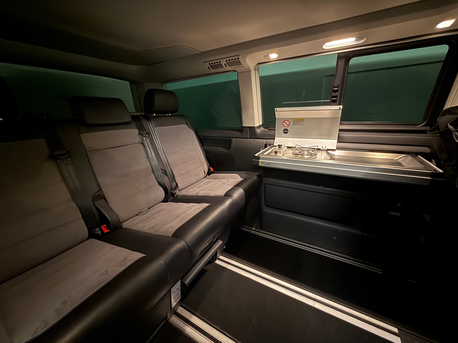VW T6.1 Beach Edition Spirit DSG 4 Motion-image-5