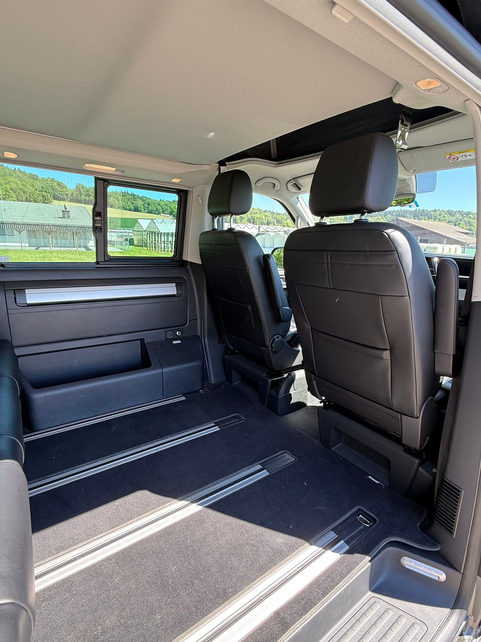 VW T6.1 Beach Edition Spirit DSG 4 Motion-image-6