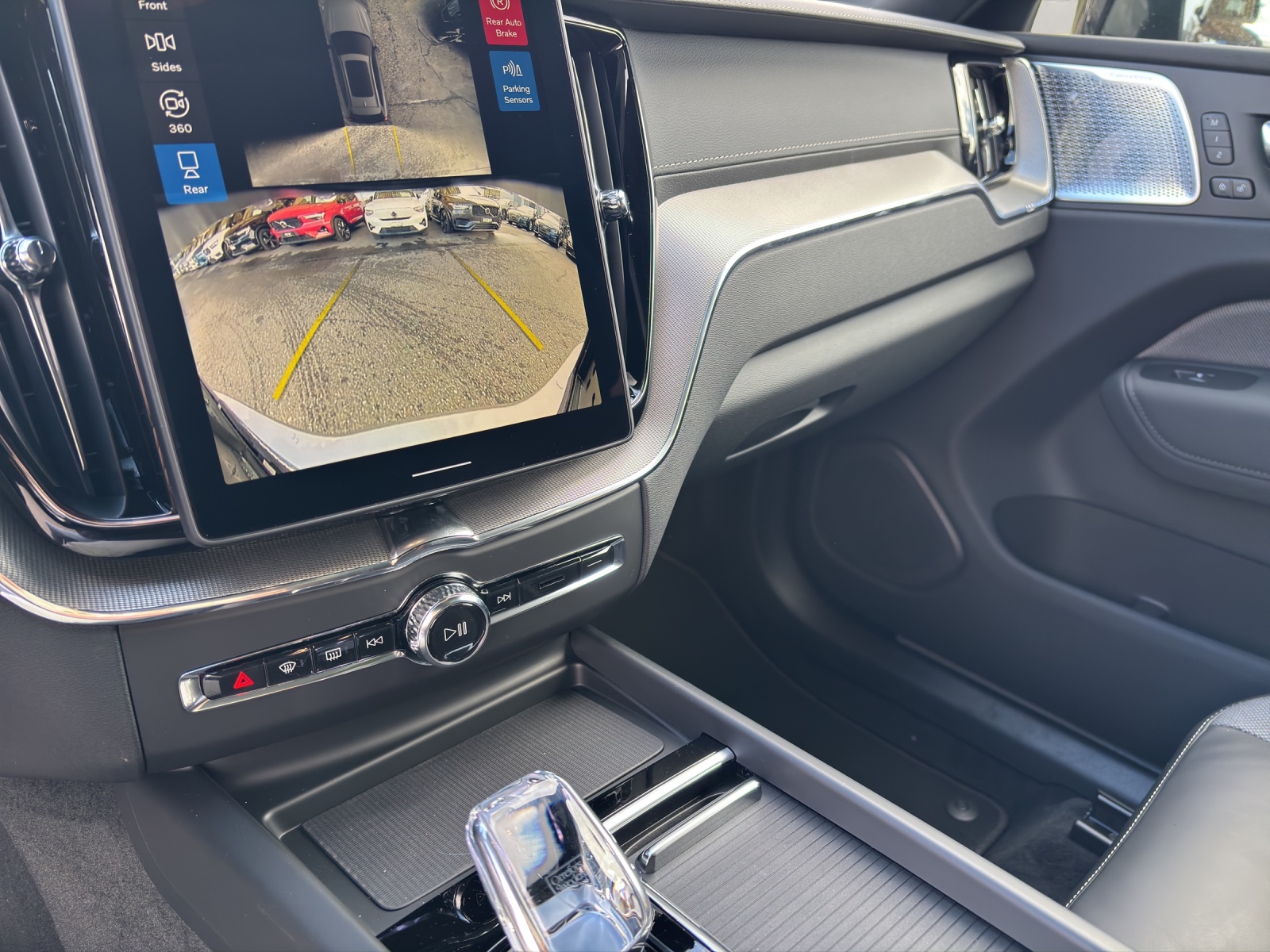 VOLVO XC60 2.0 T8 TE Polestar Last Edition eAWD-image-5