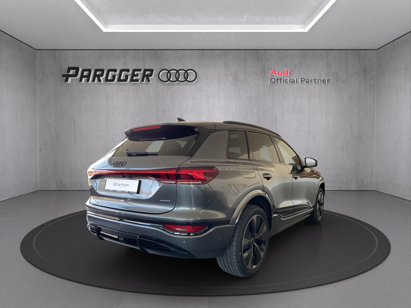 AUDI Q6 e-tron quattro-image-5