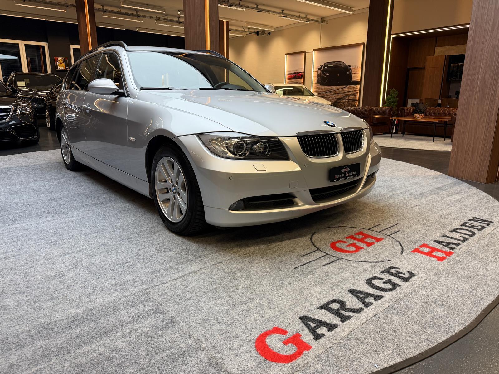 BMW 325i Touring-image-0