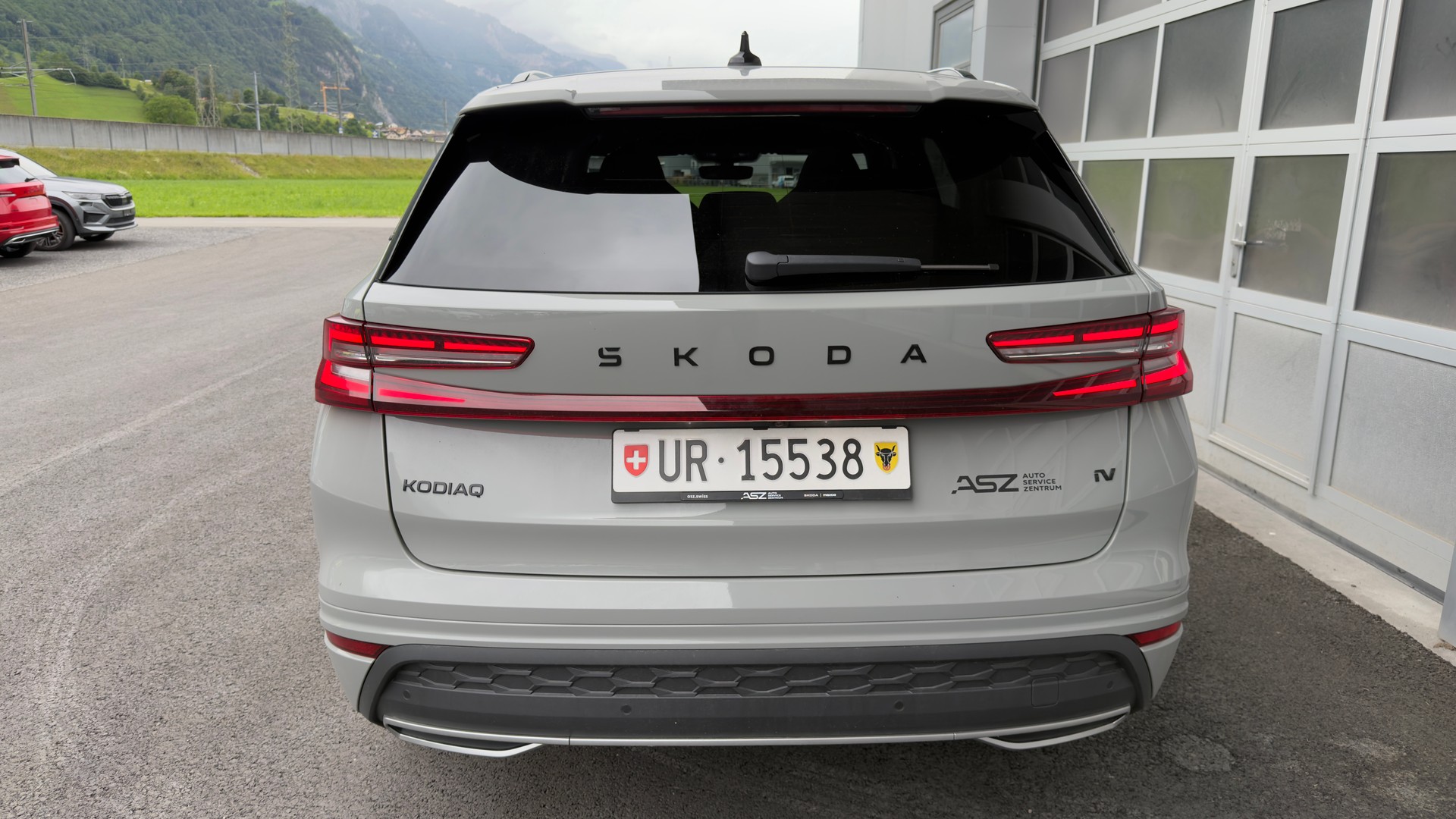 SKODA Kodiaq 1.5 TSI PHEV SportLine 2WD-image-2