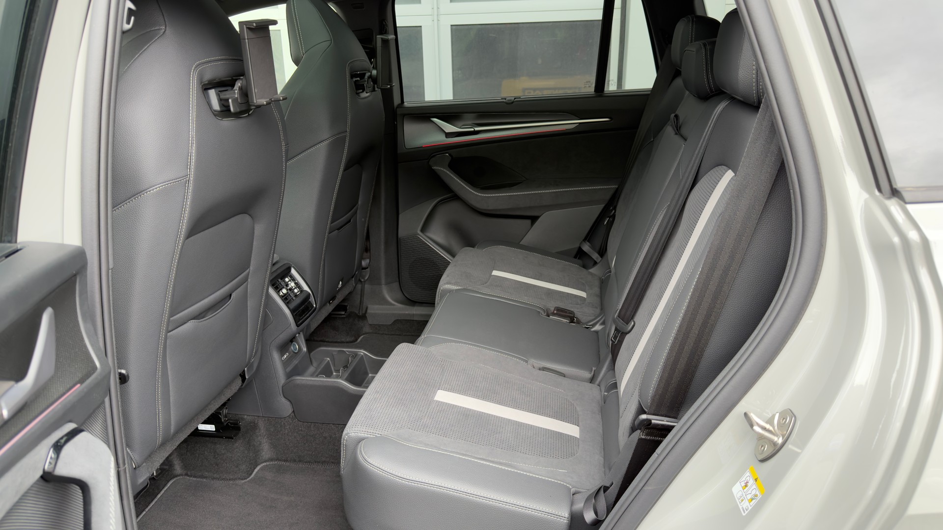 SKODA Kodiaq 1.5 TSI PHEV SportLine 2WD-image-8
