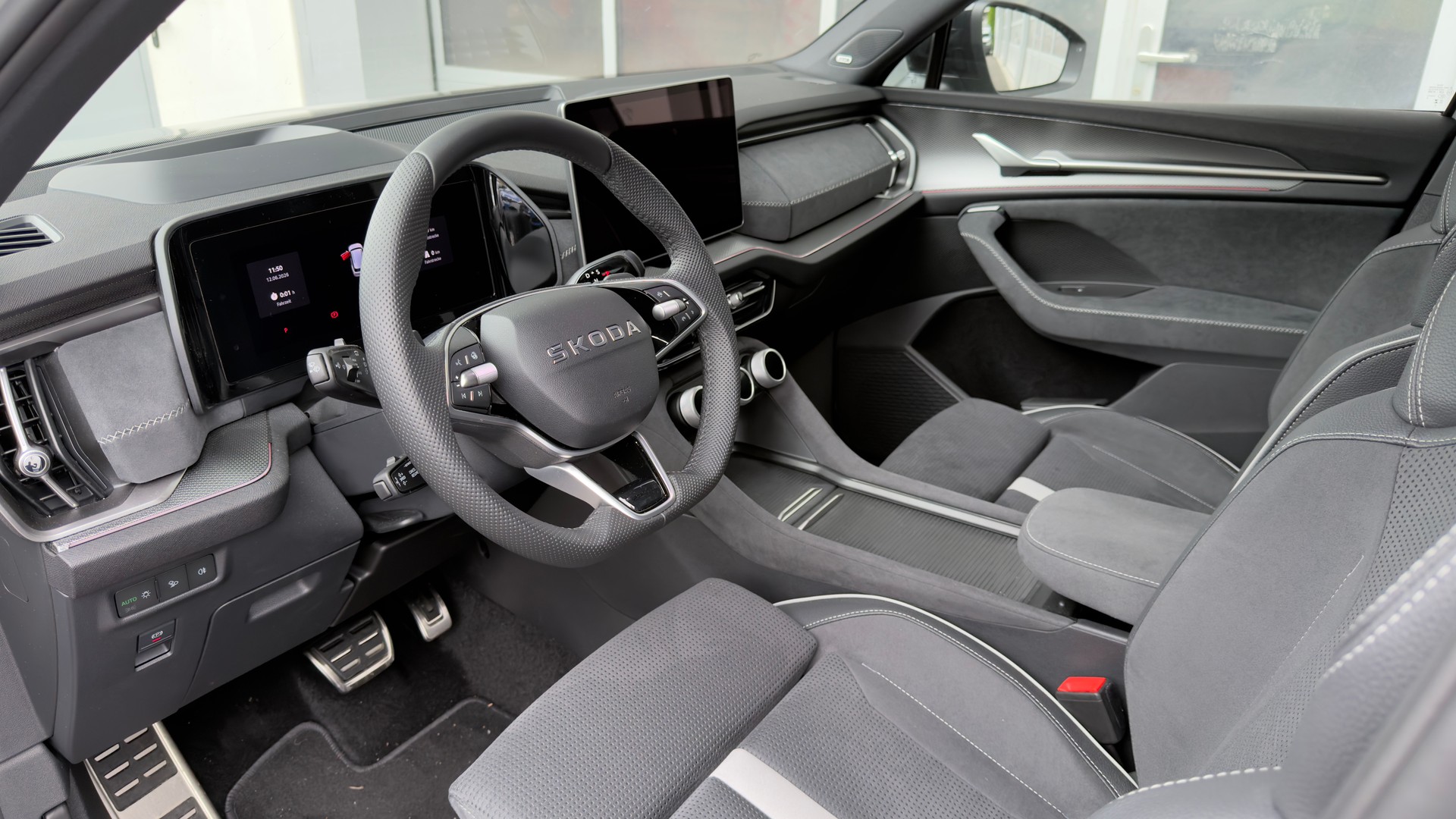 SKODA Kodiaq 1.5 TSI PHEV SportLine 2WD-image-11