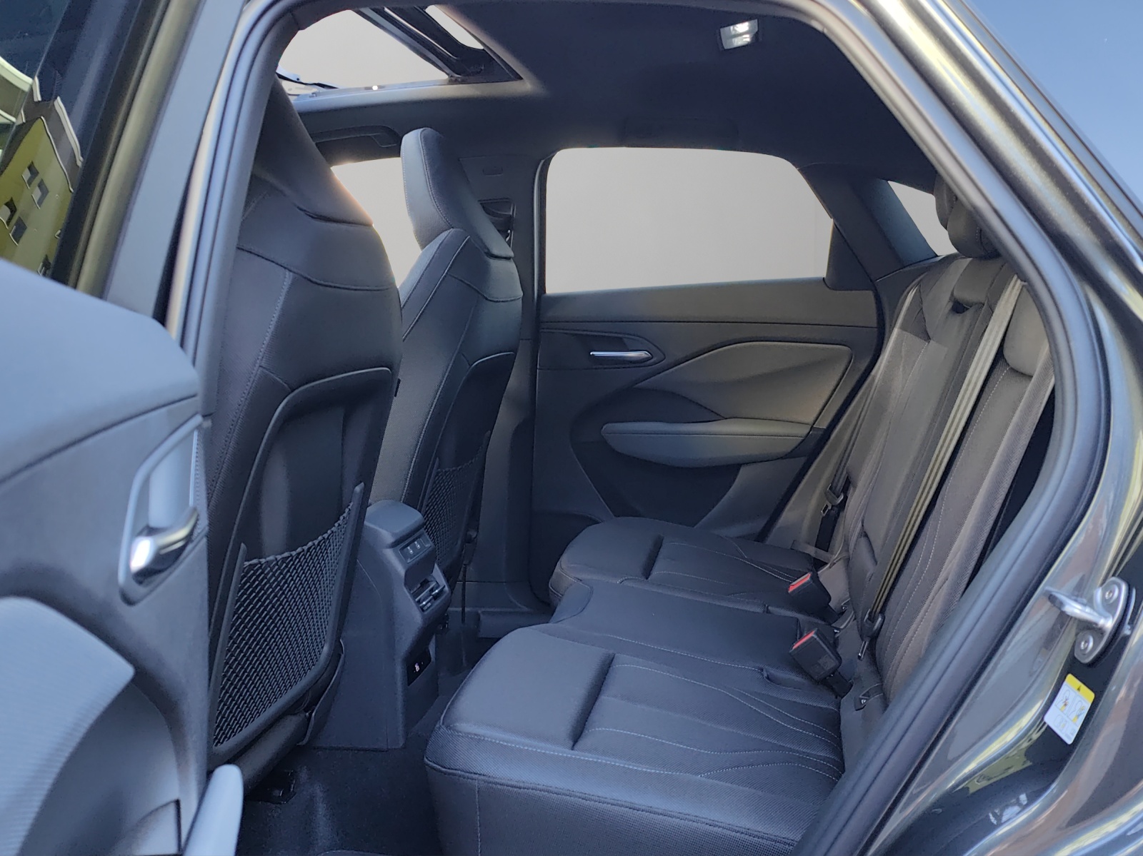AUDI Q3 Sportback e-hybrid 200 kW S tronig-image-12