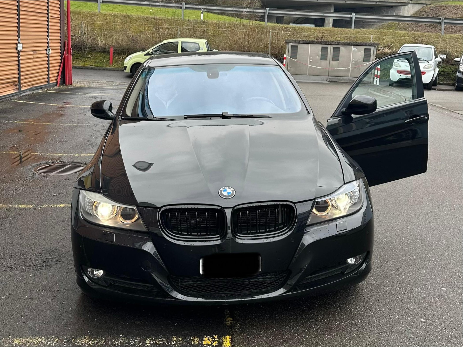 BMW 330d xDrive Steptronic ALL BLACK performance-image-1