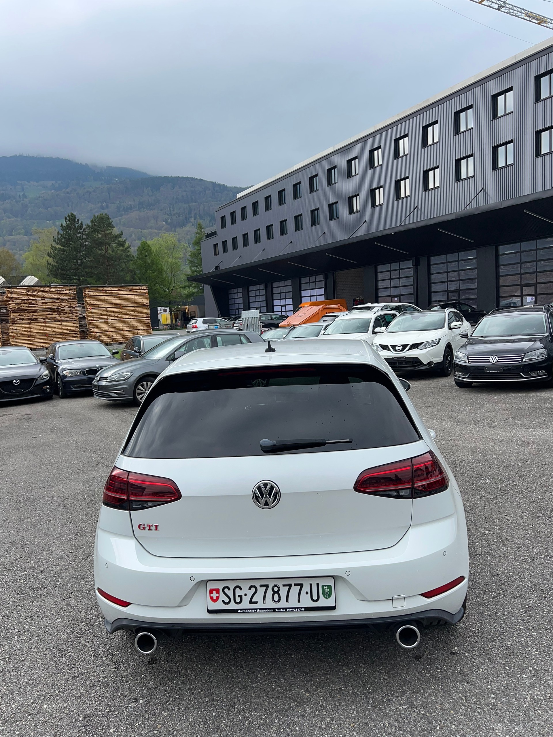 VW Golf 2.0 TSI GTI Performance DSG-image-8
