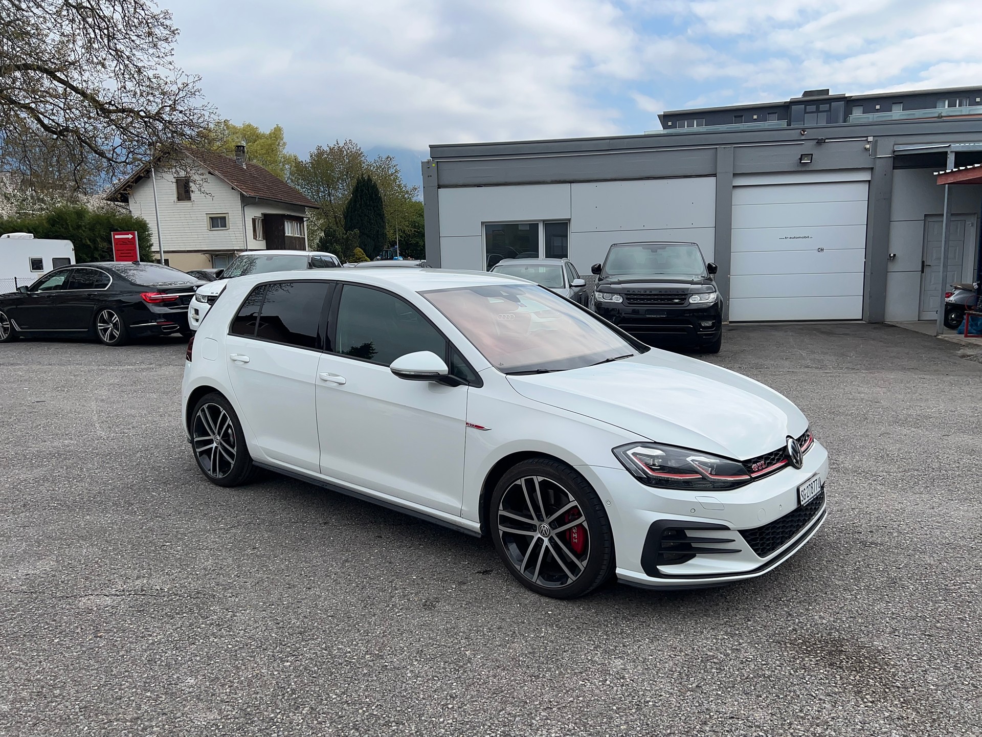 VW Golf 2.0 TSI GTI Performance DSG-image-11