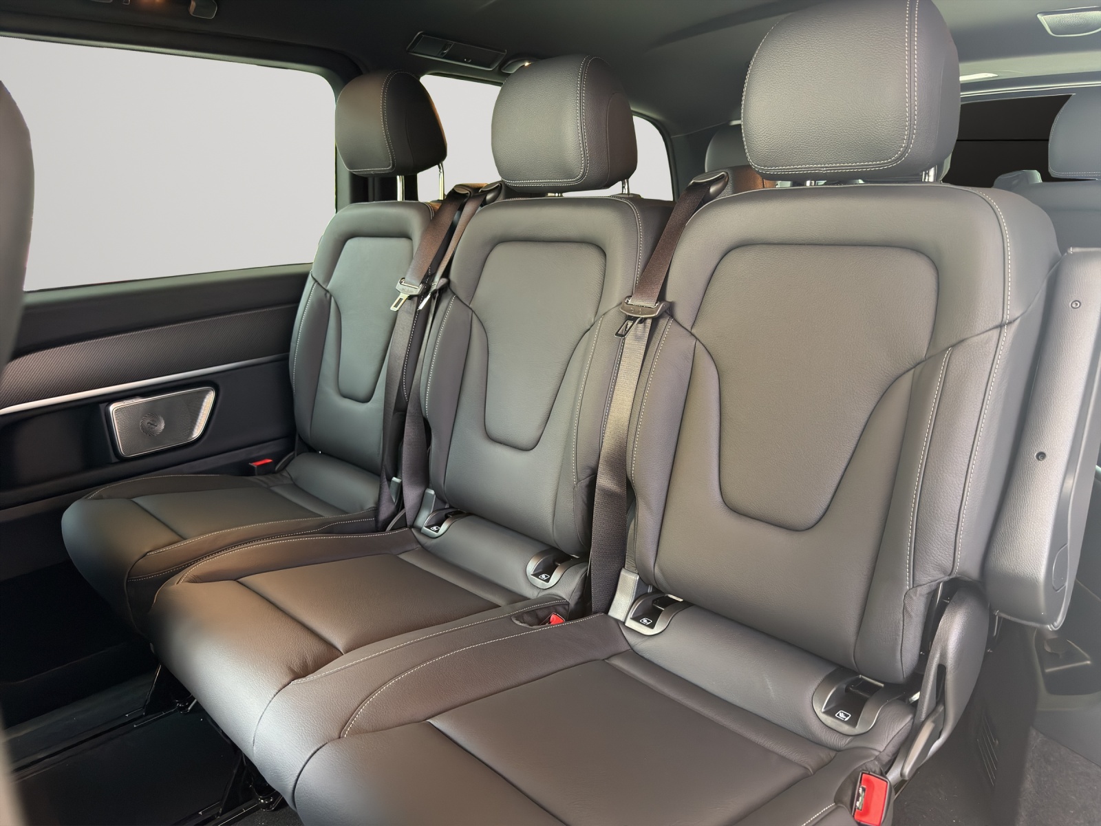 Image MERCEDES-BENZ V-250 V 250 d extralang 4Matic Avantgarde 9G-Tronic