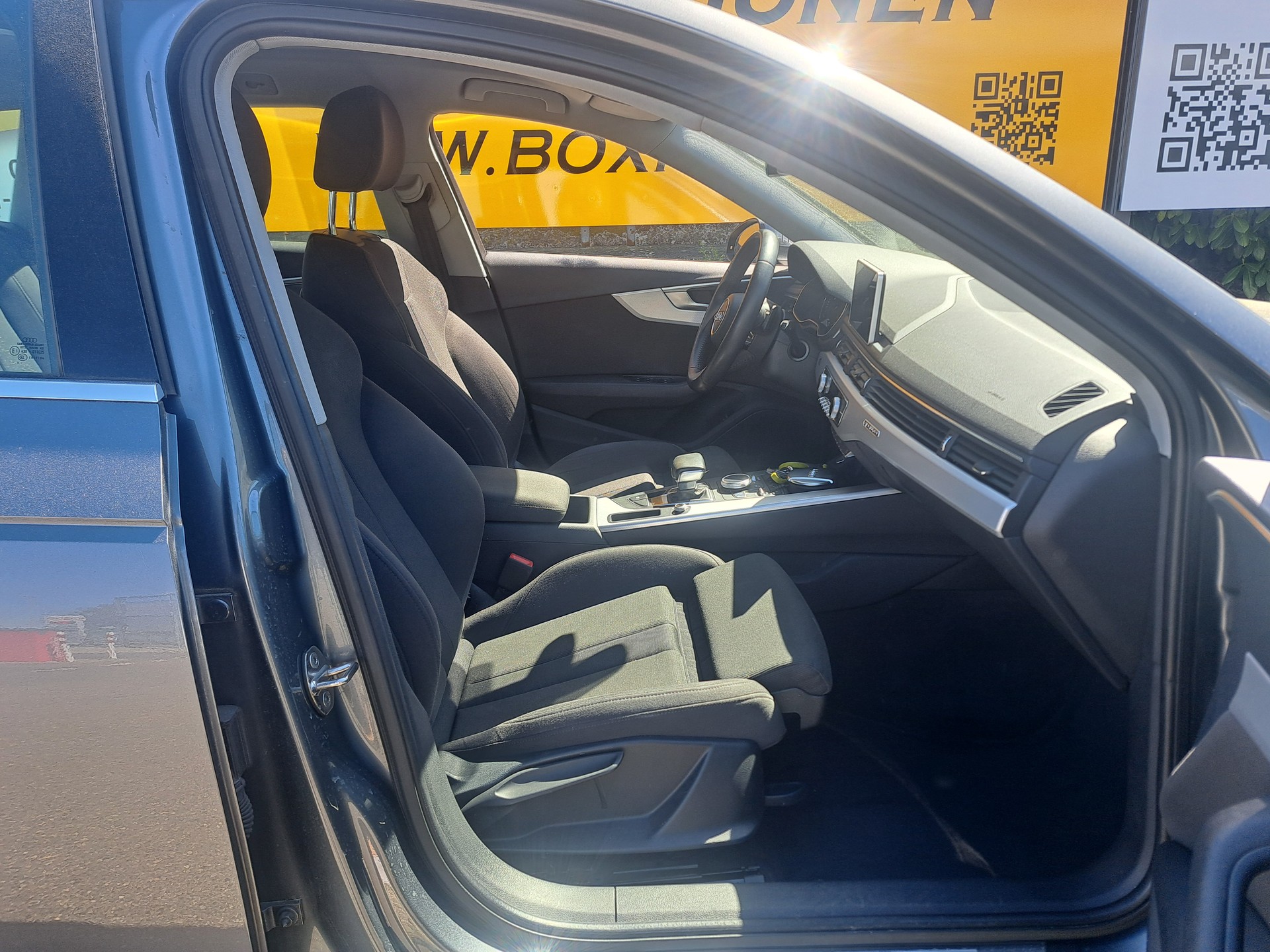 AUDI A4 Avant 2.0 TDI quattro S-tronic-image-5