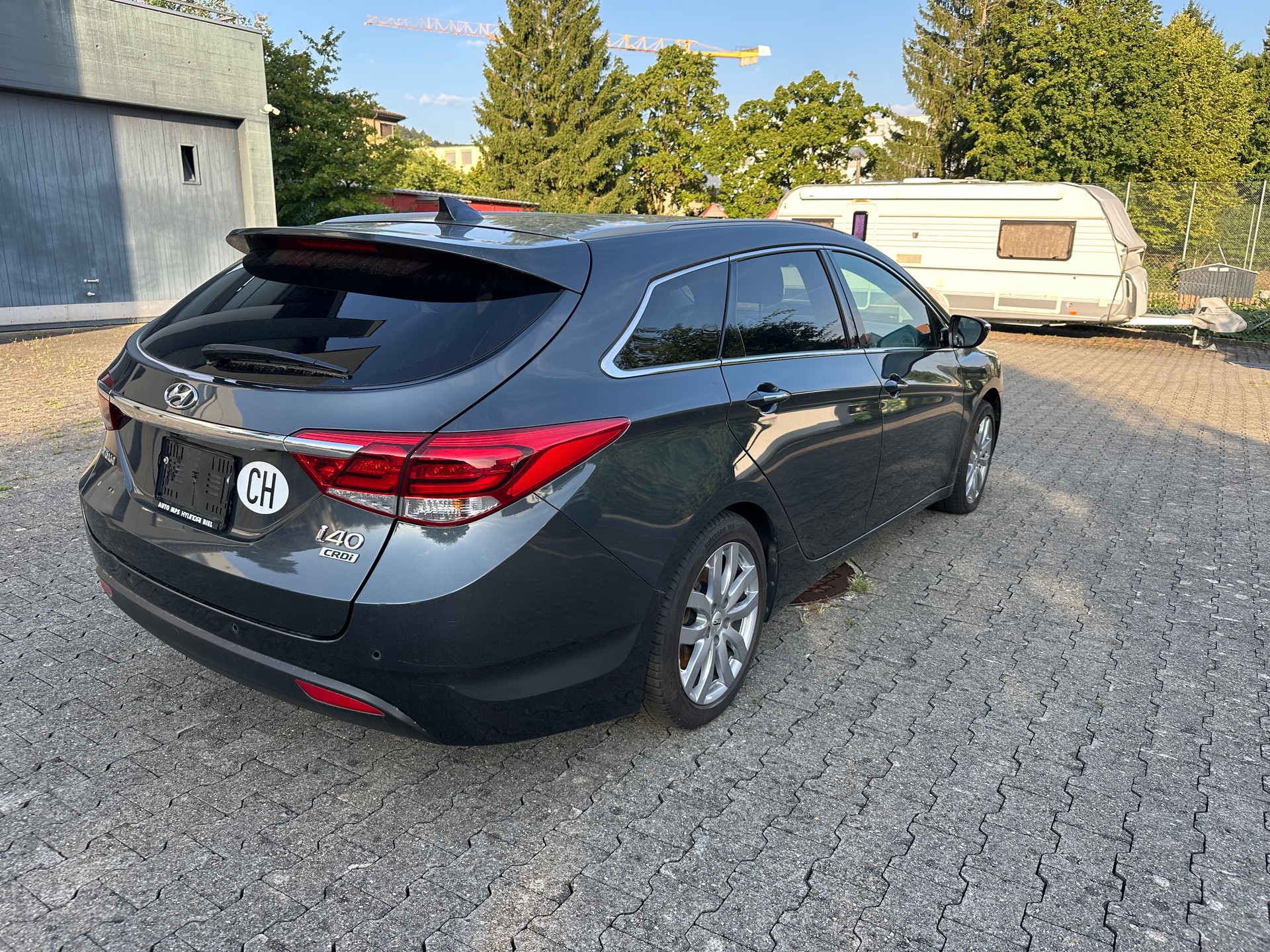 HYUNDAI i40 Wagon 1.7 CRDI Vertex Automatic-image-3