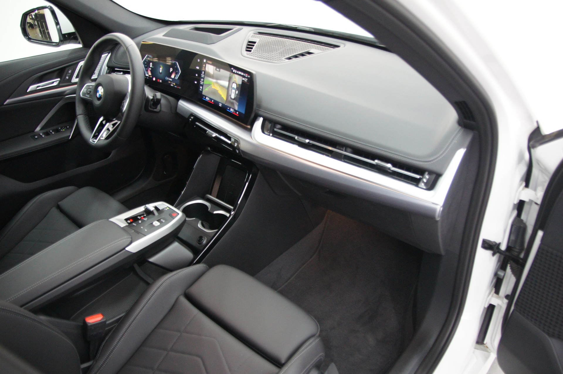 BMW X1 xDrive 20d 48V M Sport Pro-image-13