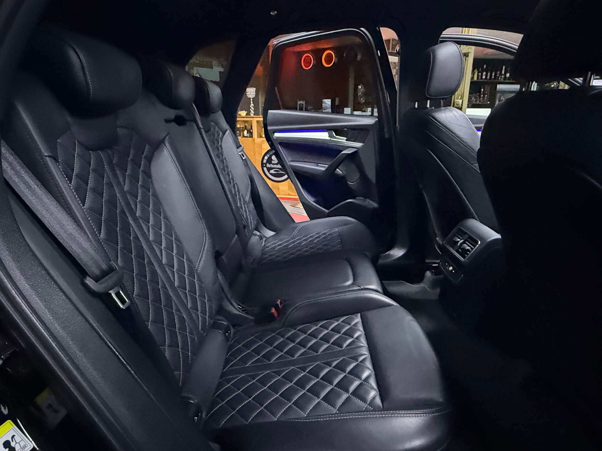 AUDI Q5 2.0 TDI S-Line sport quattro S-tronic-image-18