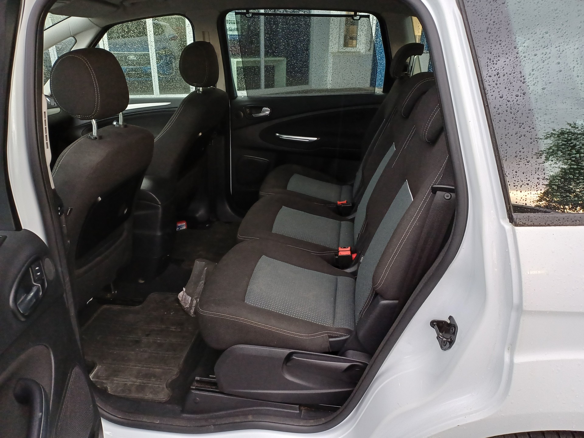 FORD S-Max 1.6 SCTi KNIE-Edition-image-7