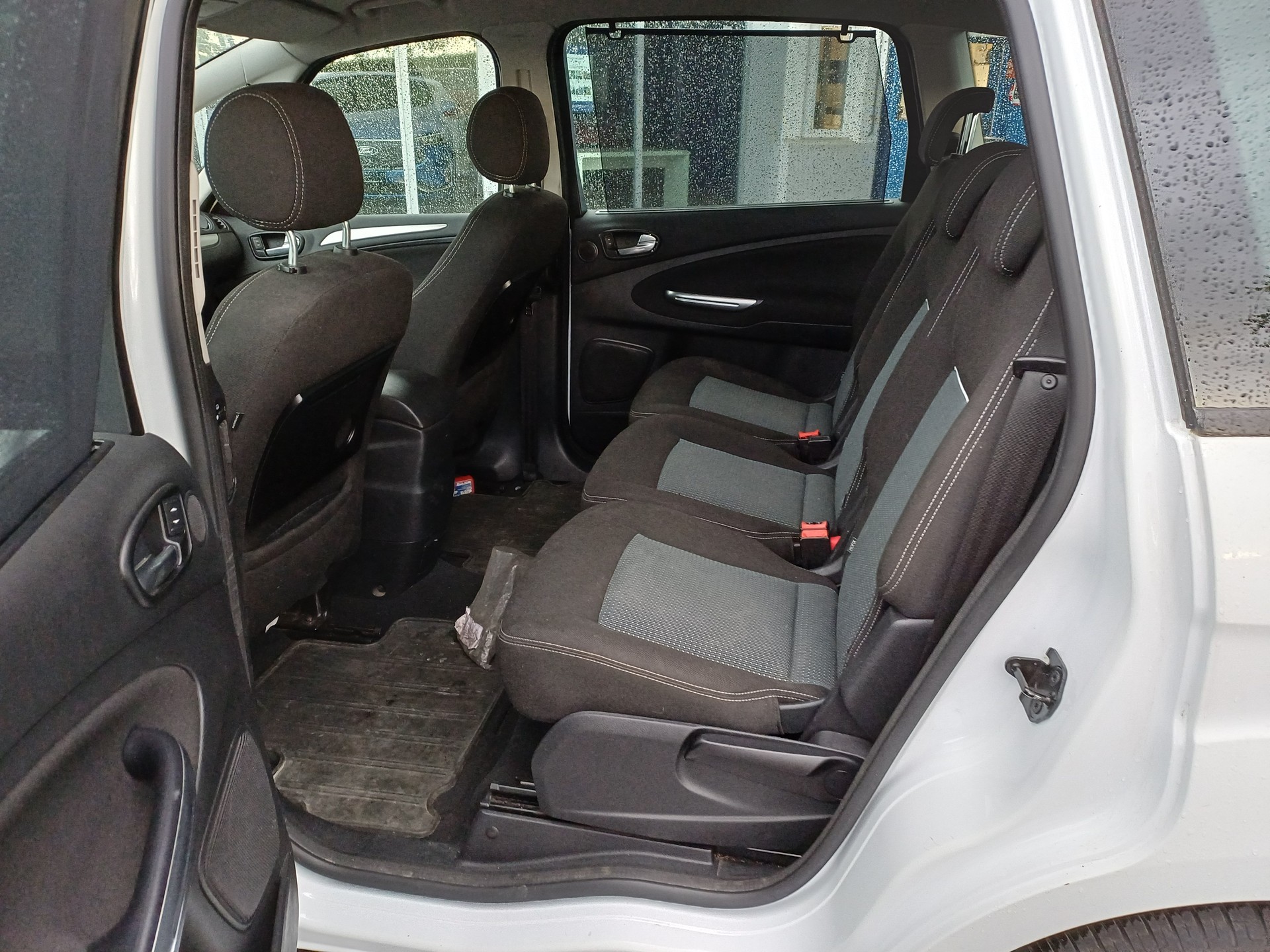FORD S-Max 1.6 SCTi KNIE-Edition-image-8