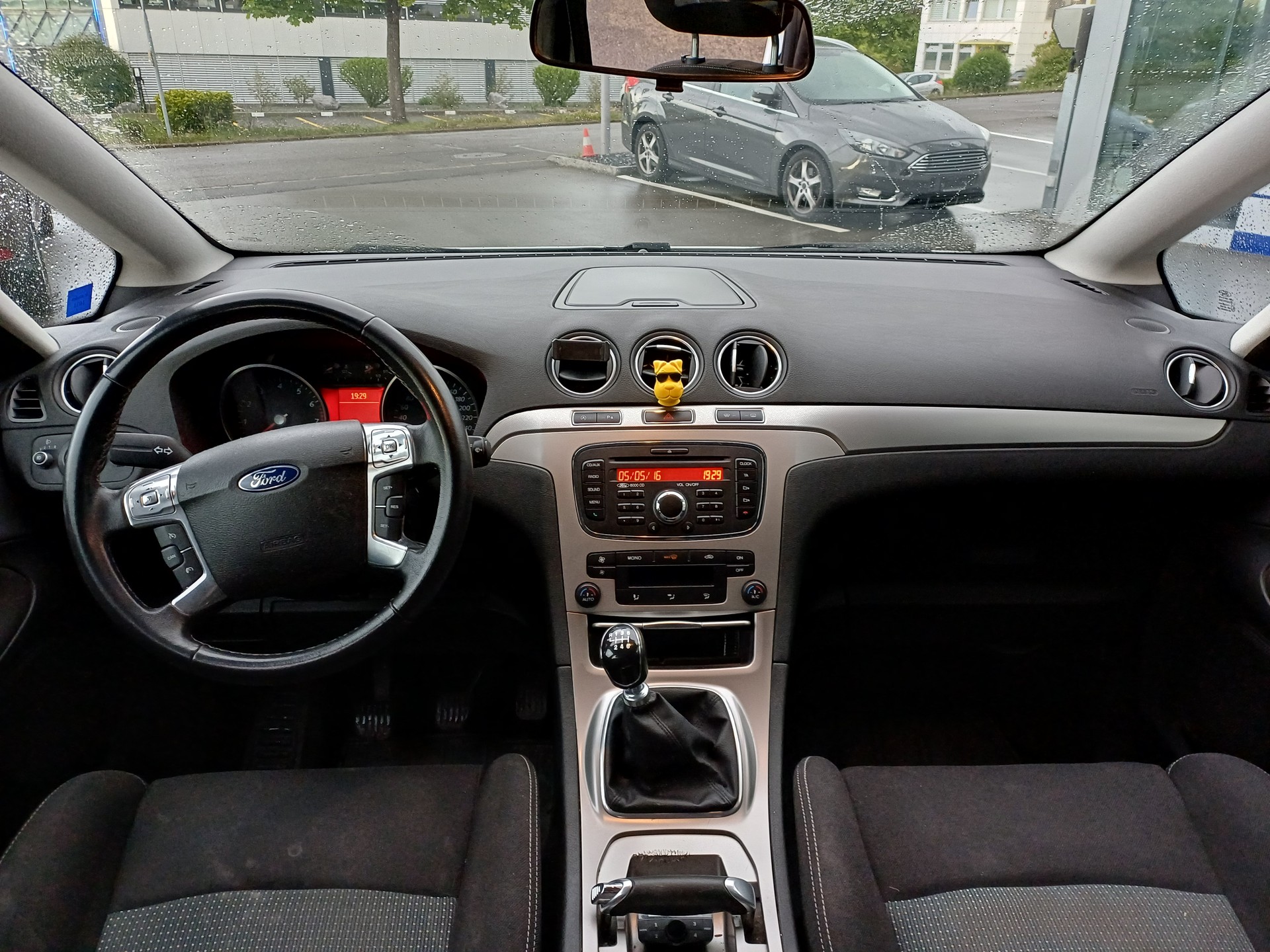 FORD S-Max 1.6 SCTi KNIE-Edition-image-9