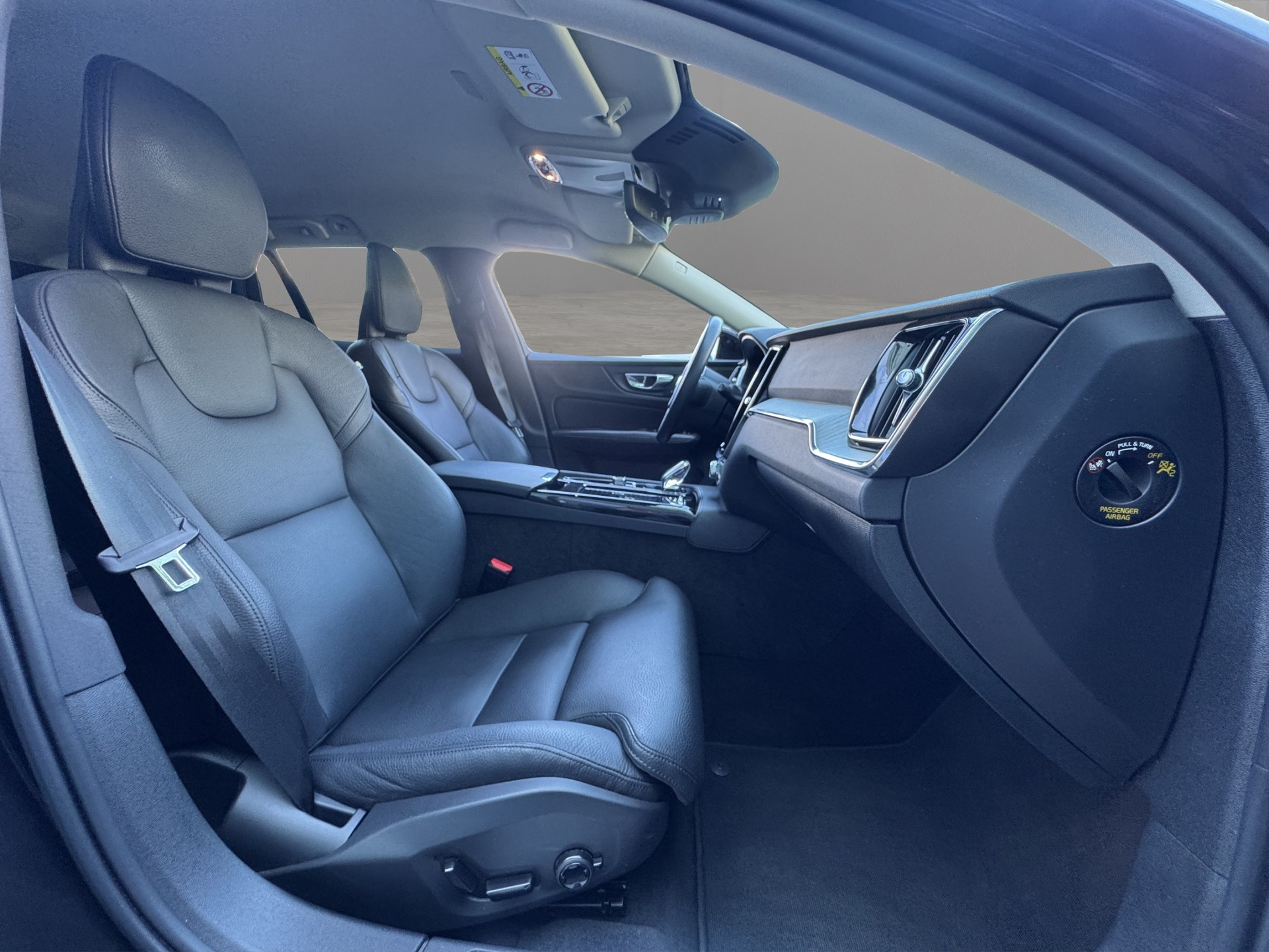 VOLVO V60 T6 eAWD Twin Engine Inscription Geartronic-image-15