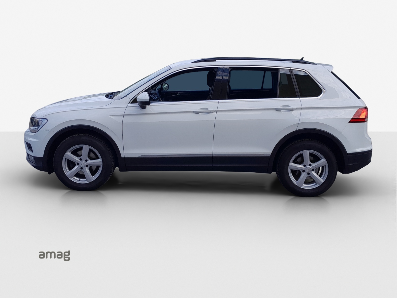VW Tiguan 2.0 TDI SCR Comfortline 4Motion DSG-image-1