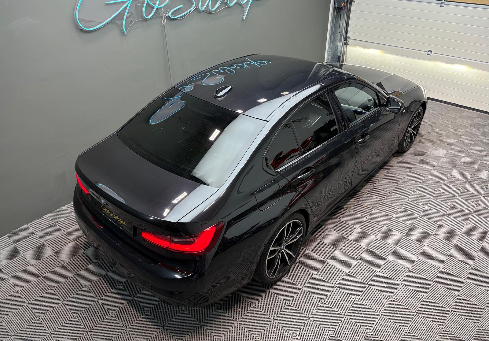 BMW 320i Steptronic M Sport-image-4