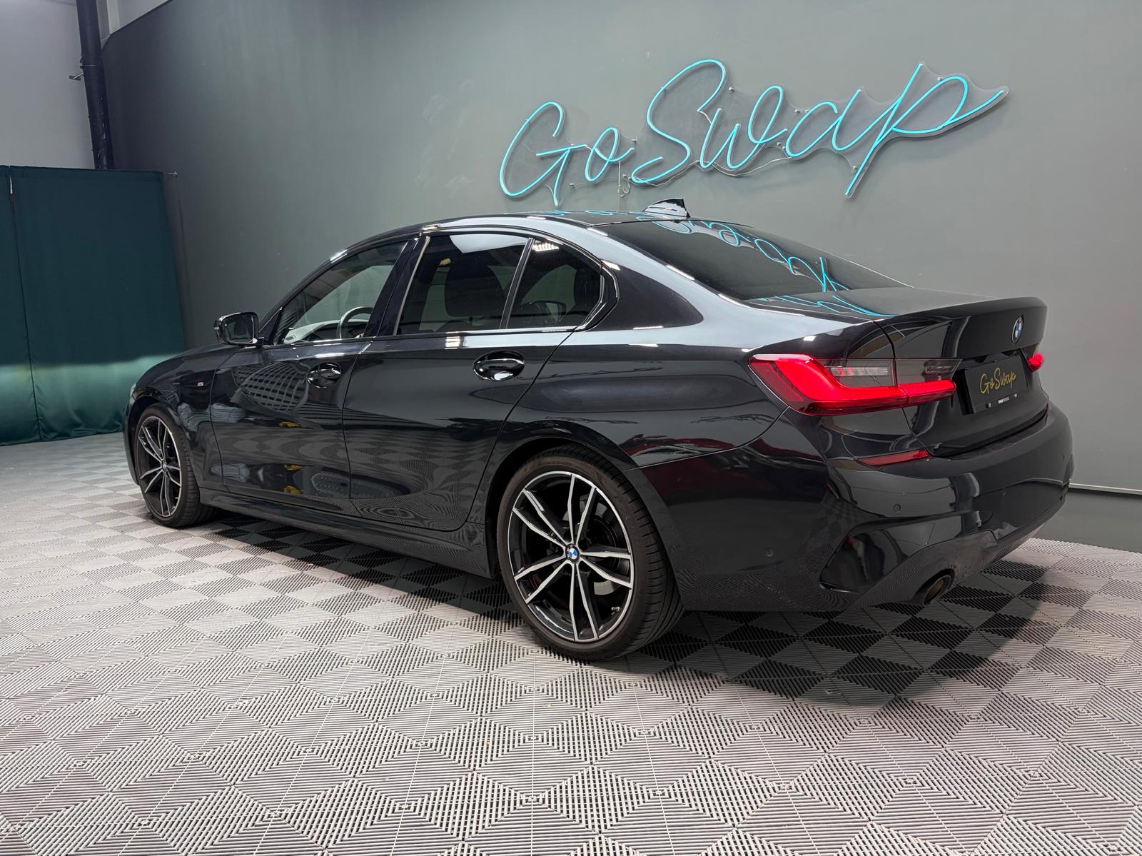 BMW 320i Steptronic M Sport-image-7