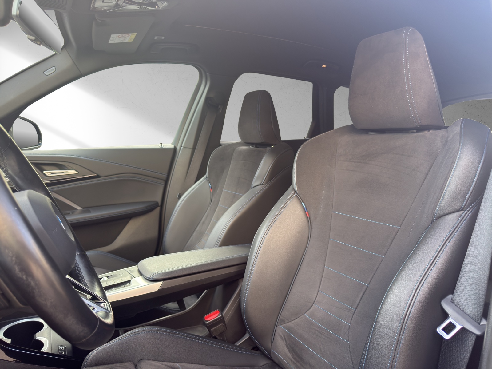 BMW X1 xDrive 23i 48V M Sport-image-15