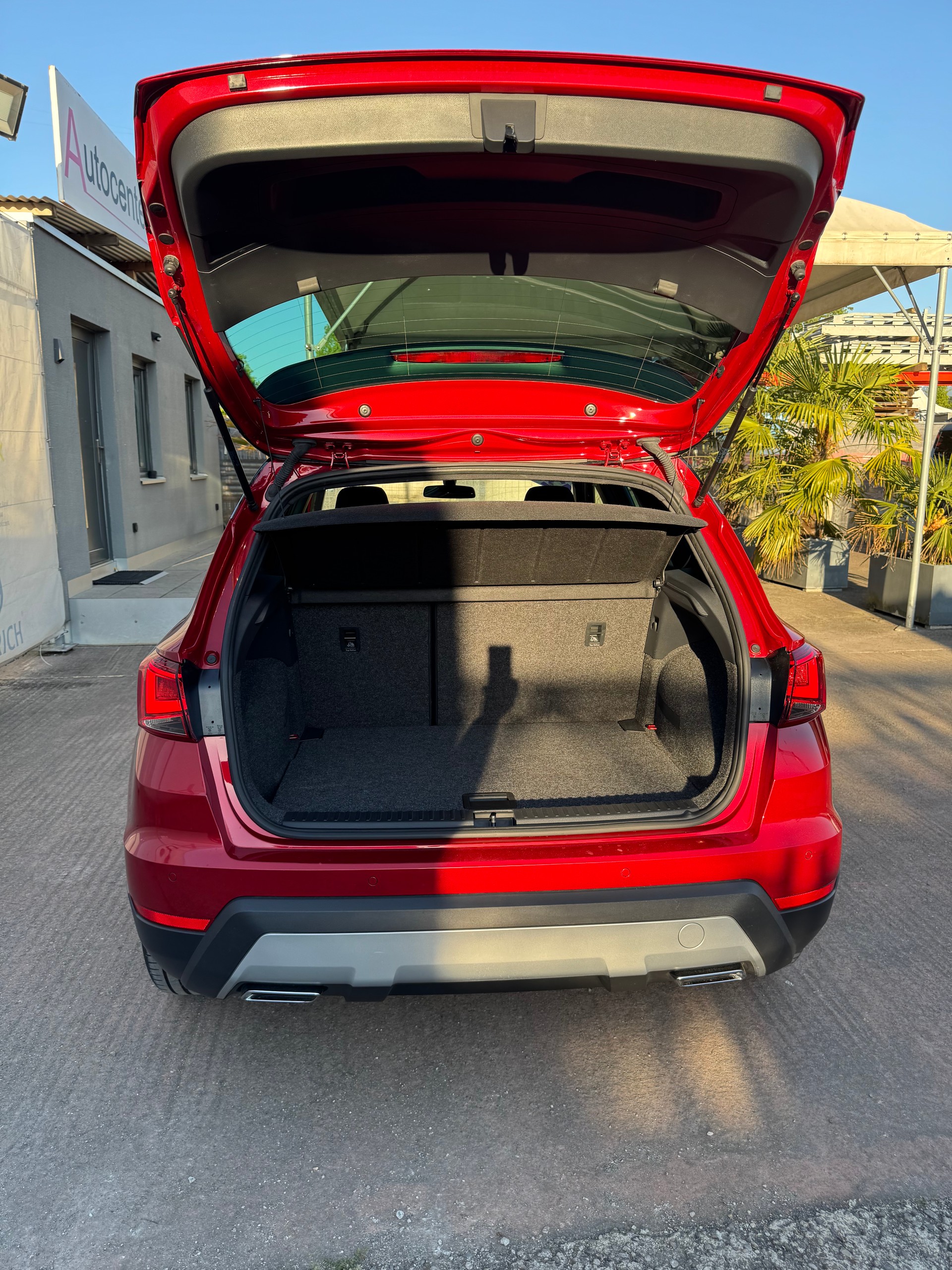 SEAT Arona 1.0 TSI Eco DSG SWISS FR-image-12