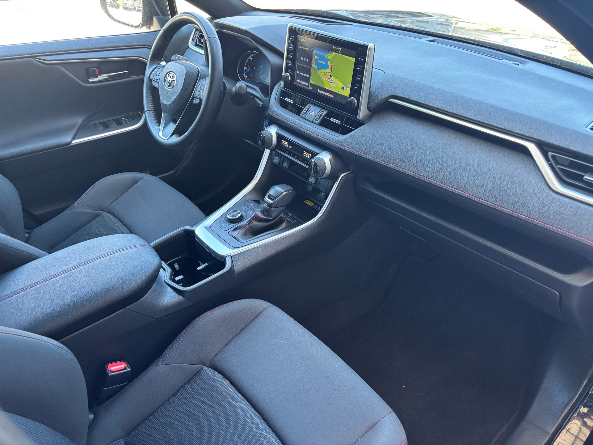 TOYOTA RAV-4 2.5 PHEV Trend e-CVT 4WD-image-8