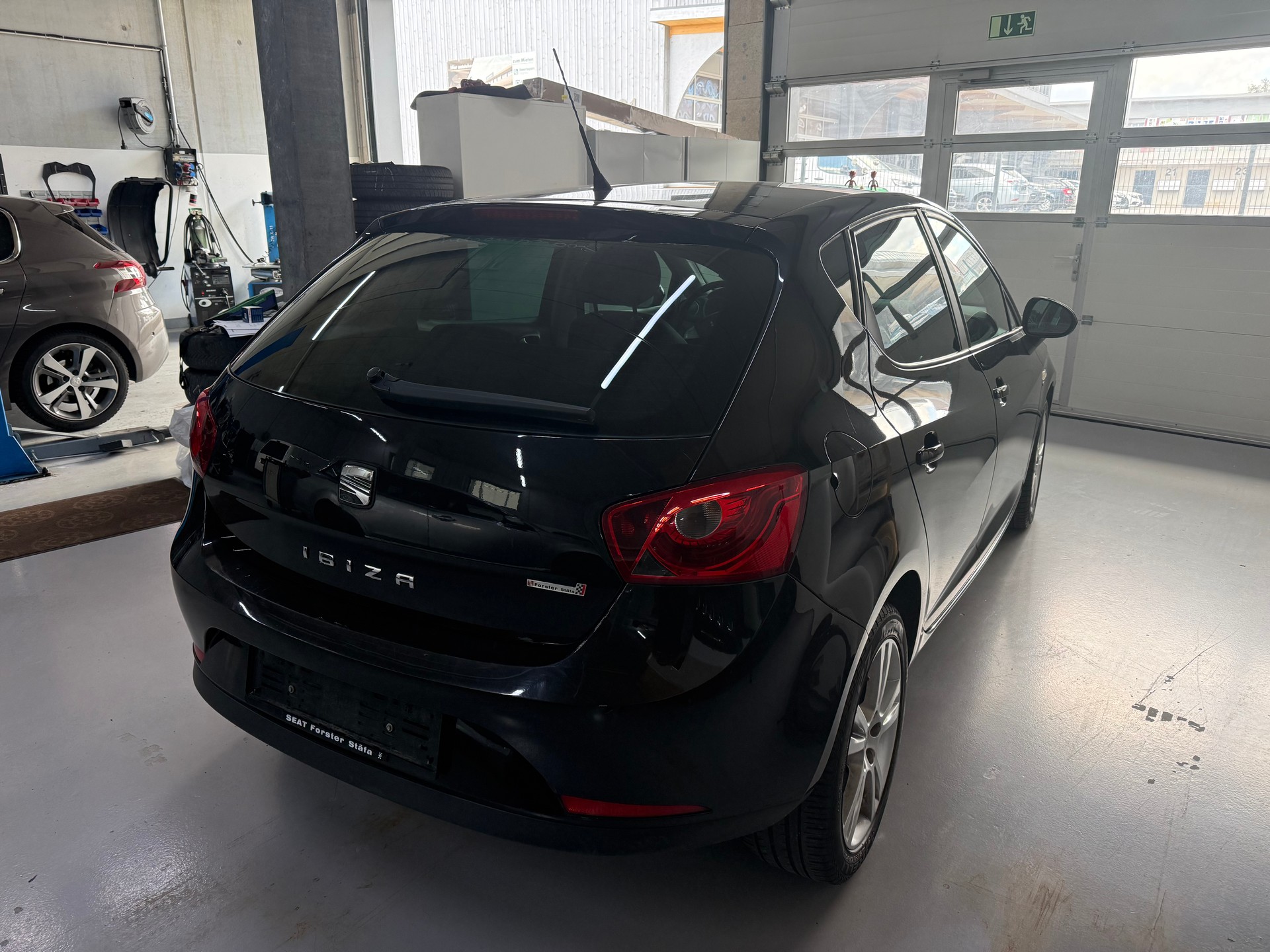 SEAT Ibiza 1.2 TSI Style-image-2